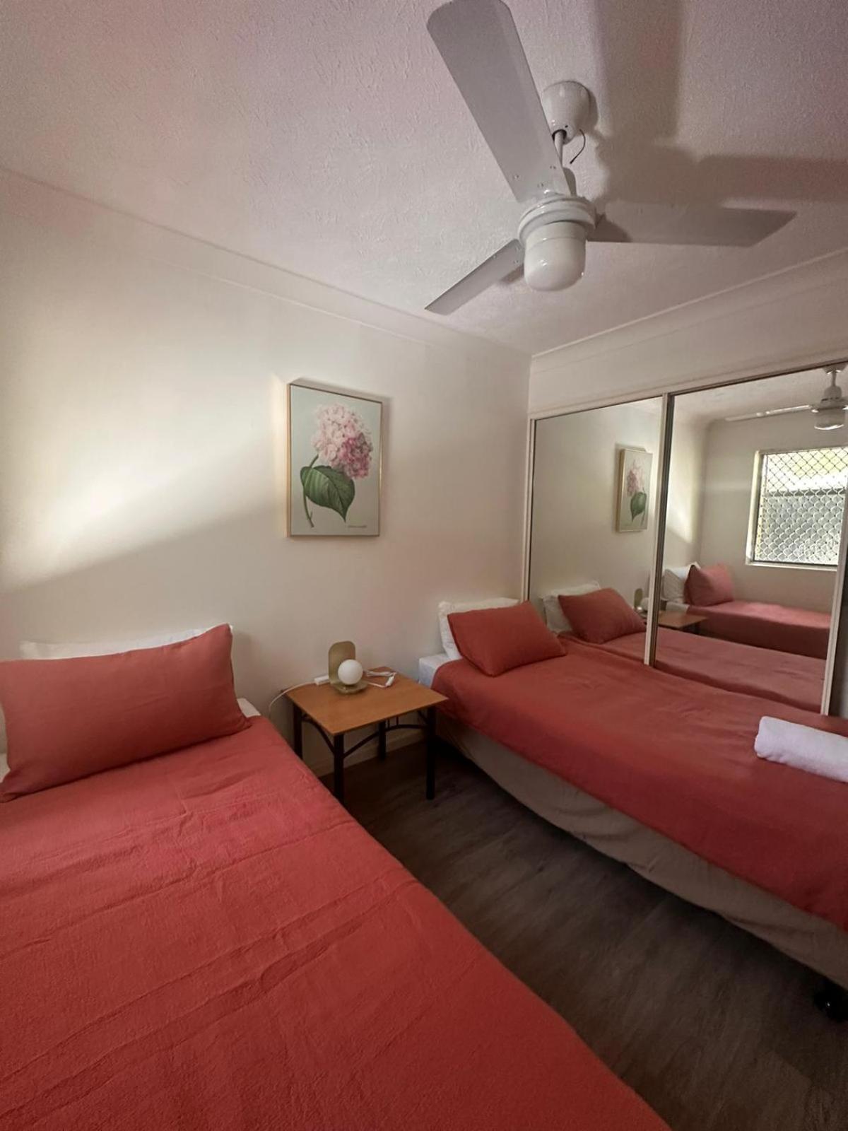 Surfers Tradewinds Gold Coast