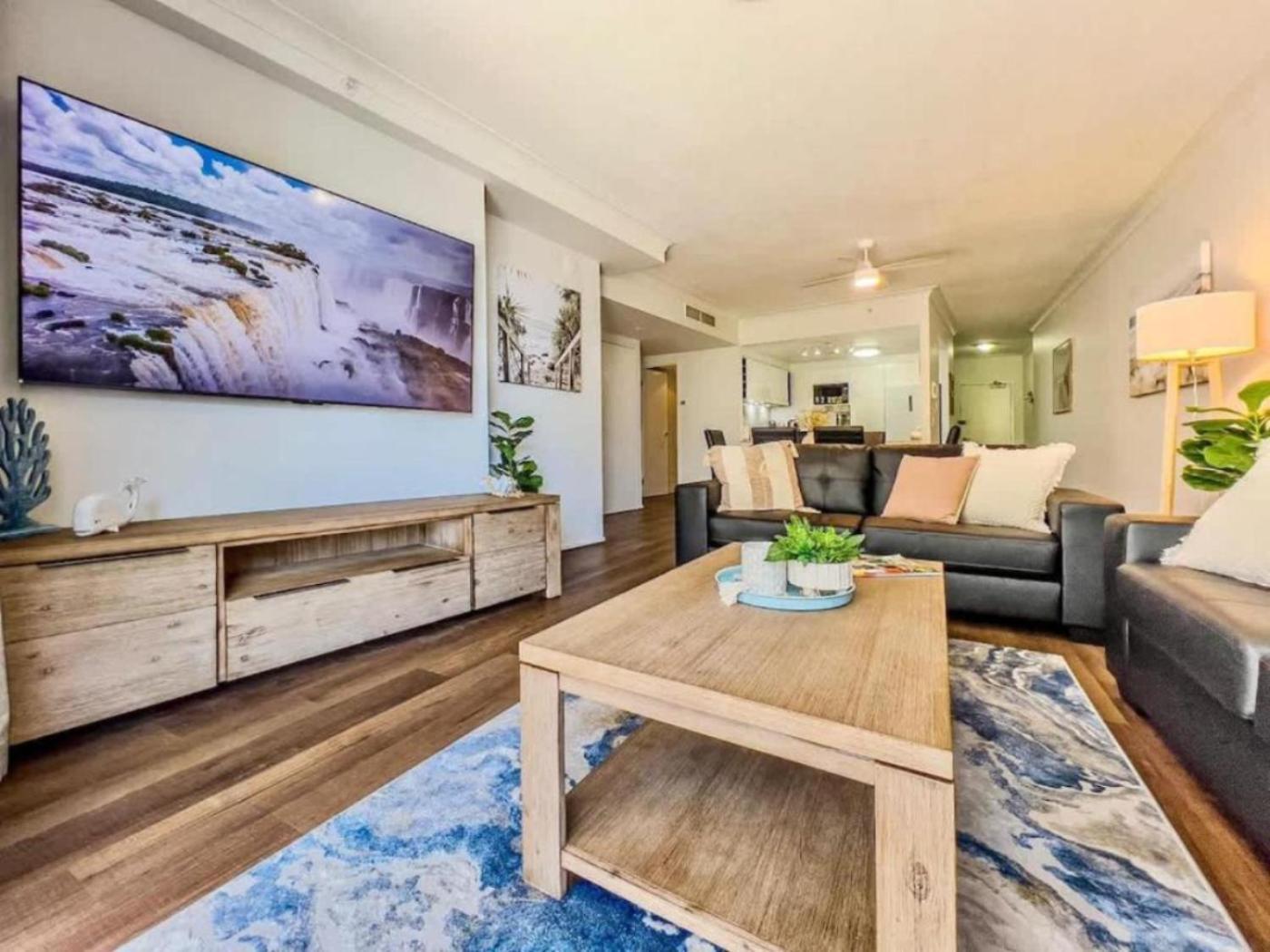 Nautical Chevron Escape Apartment *