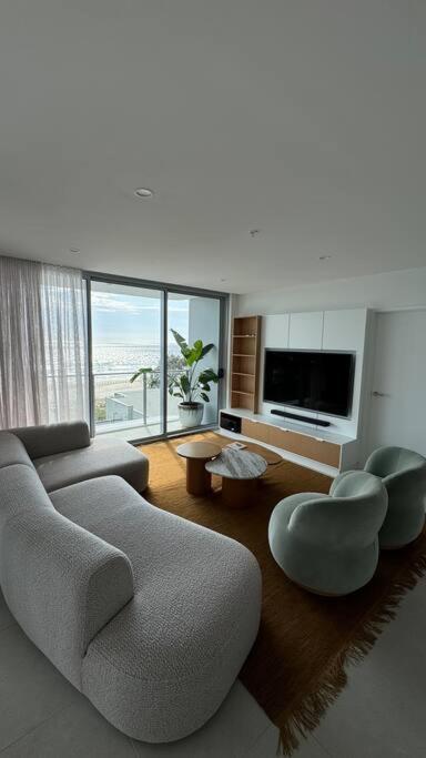 In Palm Apartment *