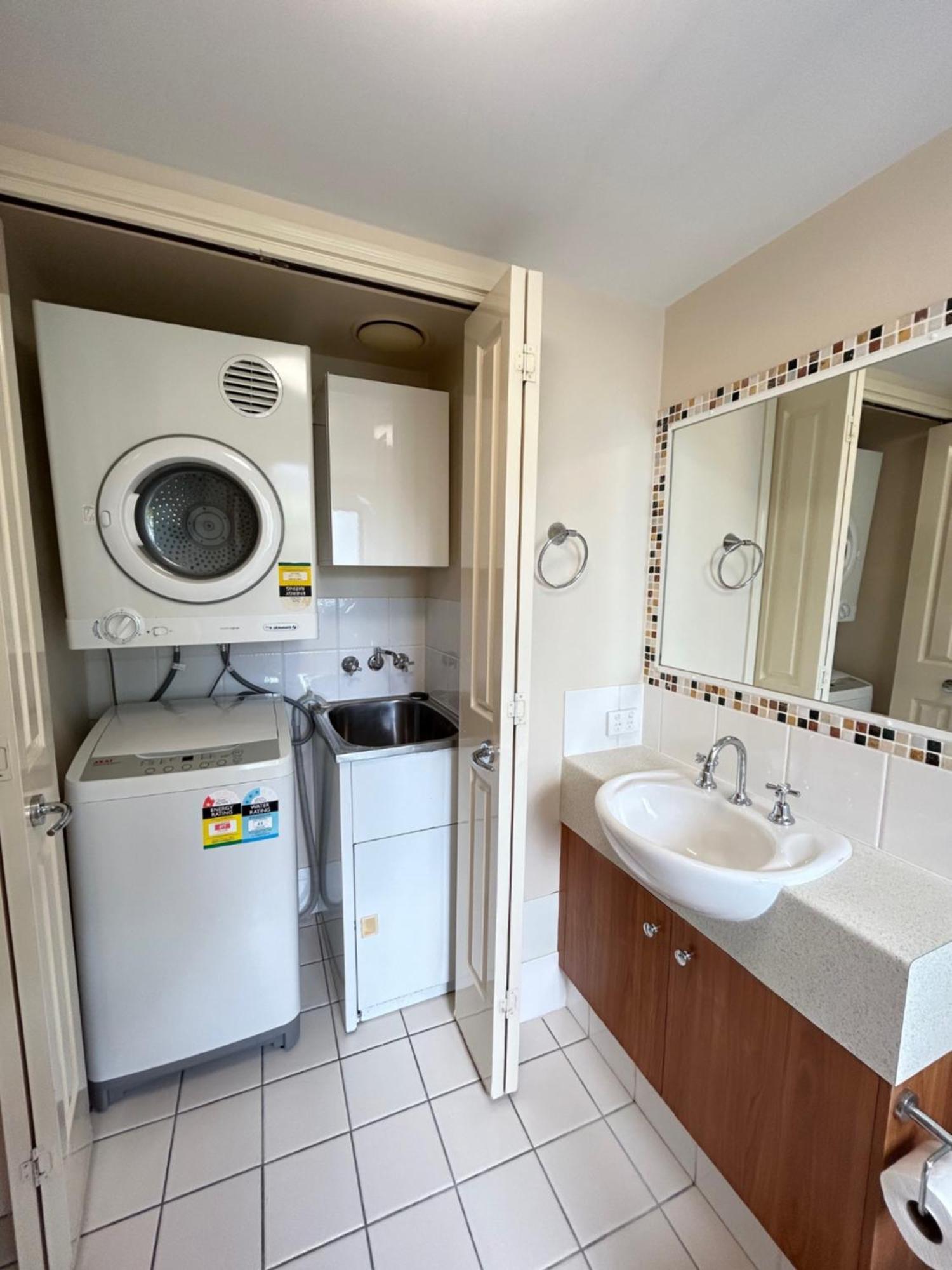 Apartment Stylish Beachside 1br
