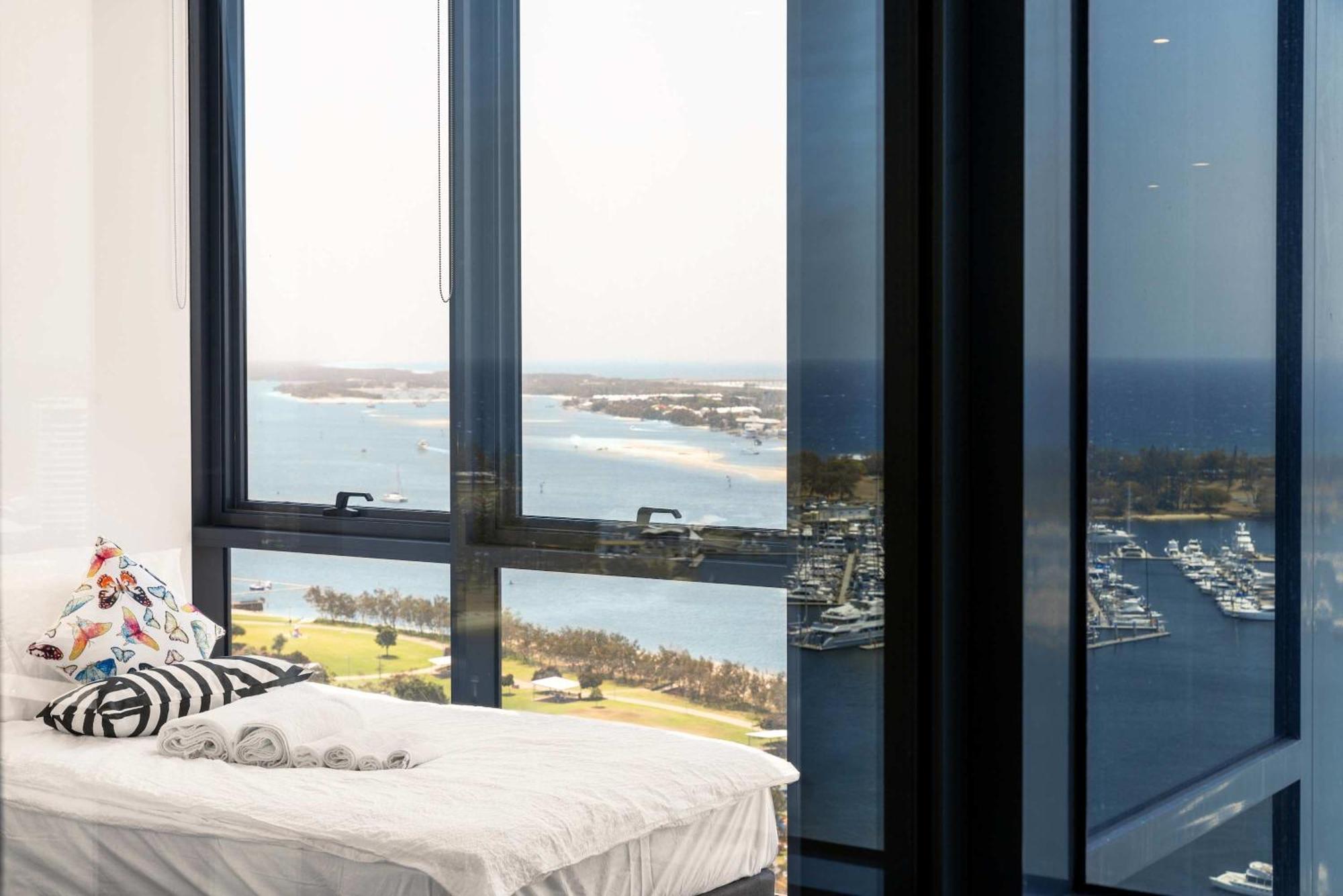 Breathtaking Ocean View In Southport Gold Coast