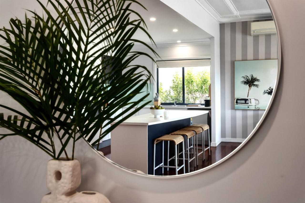 Holiday home Bilinga Beachfront House *