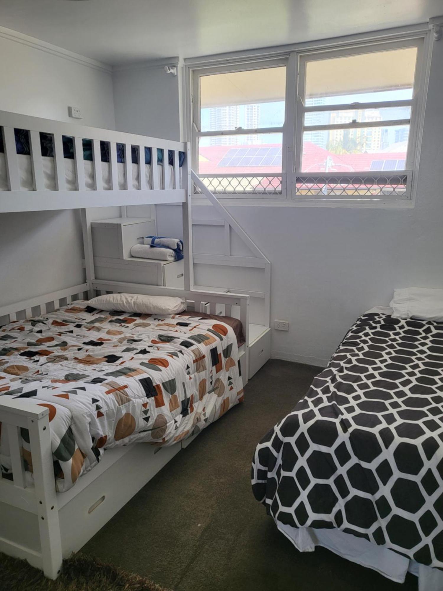 Sunsetcourt Budget Surfers Paradise Apartamento Gold Coast