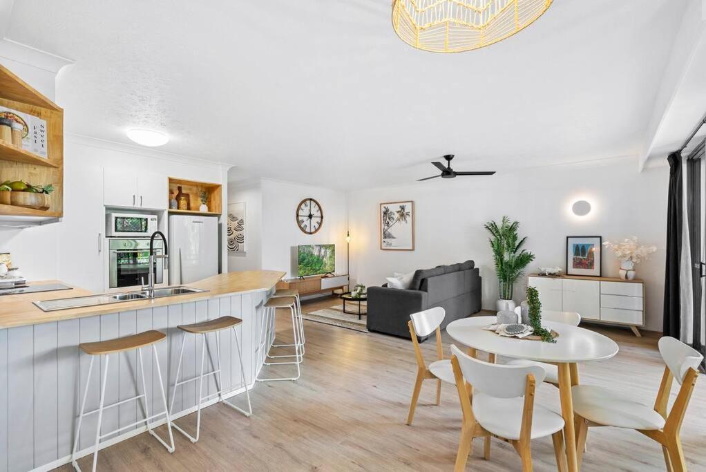 Apartment Stylish 2-br