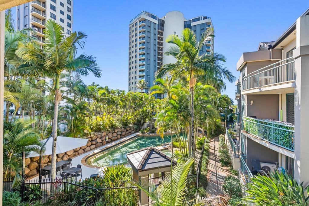 Stylish 2-br * Gold Coast