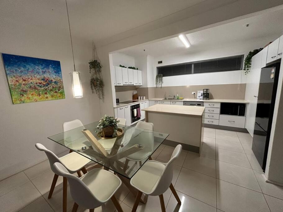 Entire Unit Ocean Views Netflix Gold Coast