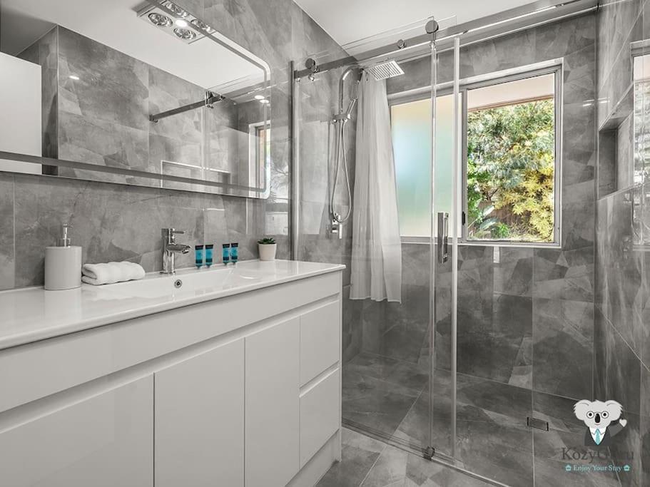 Apartment Kozyguru Mermaid Waters Charming 3 Bed Pool *