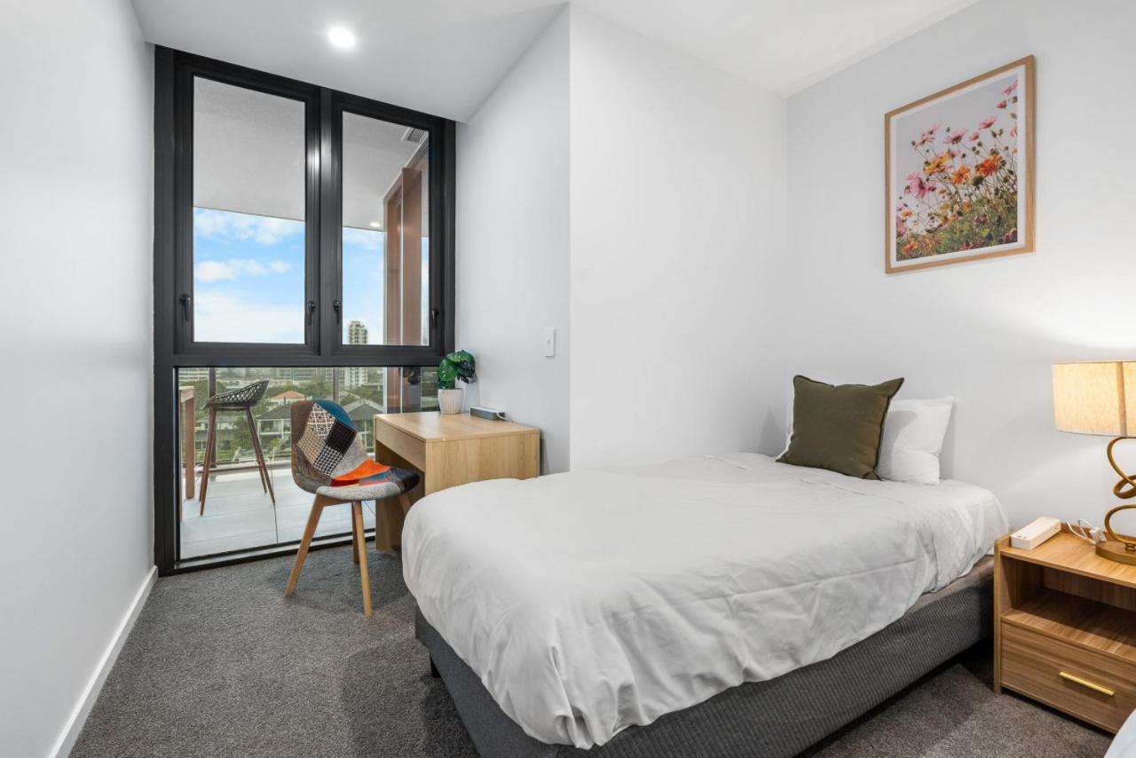 The Haven - Brand New Riverview 2br With Parking Pool Gym At Surfers Paradise * Gold Coast