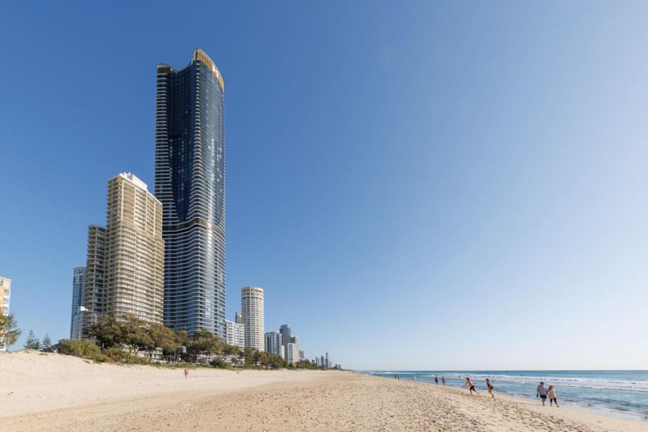 Stunning Ocean View 2 Bedroom Surfers Paradise Apartment Gold Coast