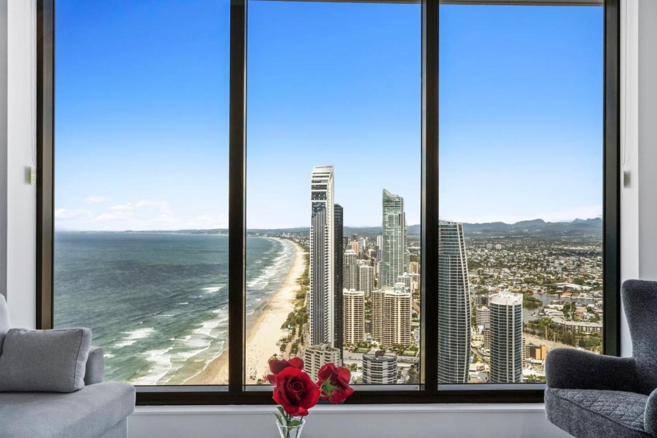 Apartment Stunning Ocean View 2 Bedroom Surfers Paradise *