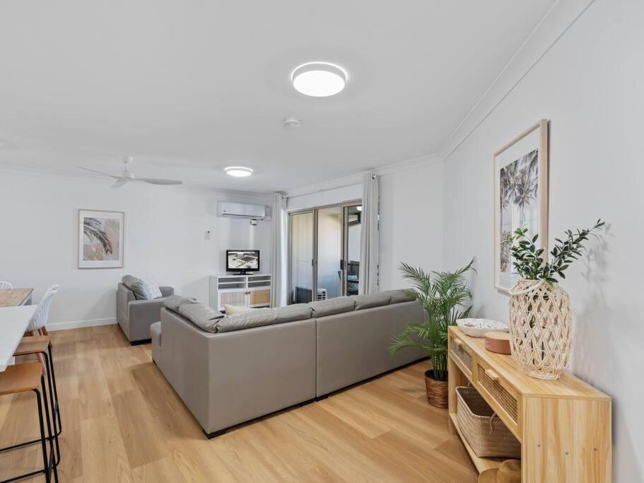 Chic 2br Oasis Turtle Gold Coast