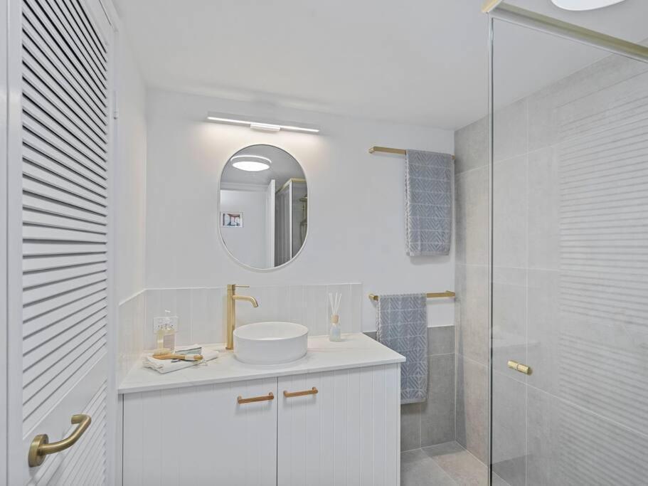 Apartment Chic 2br Oasis Turtle *