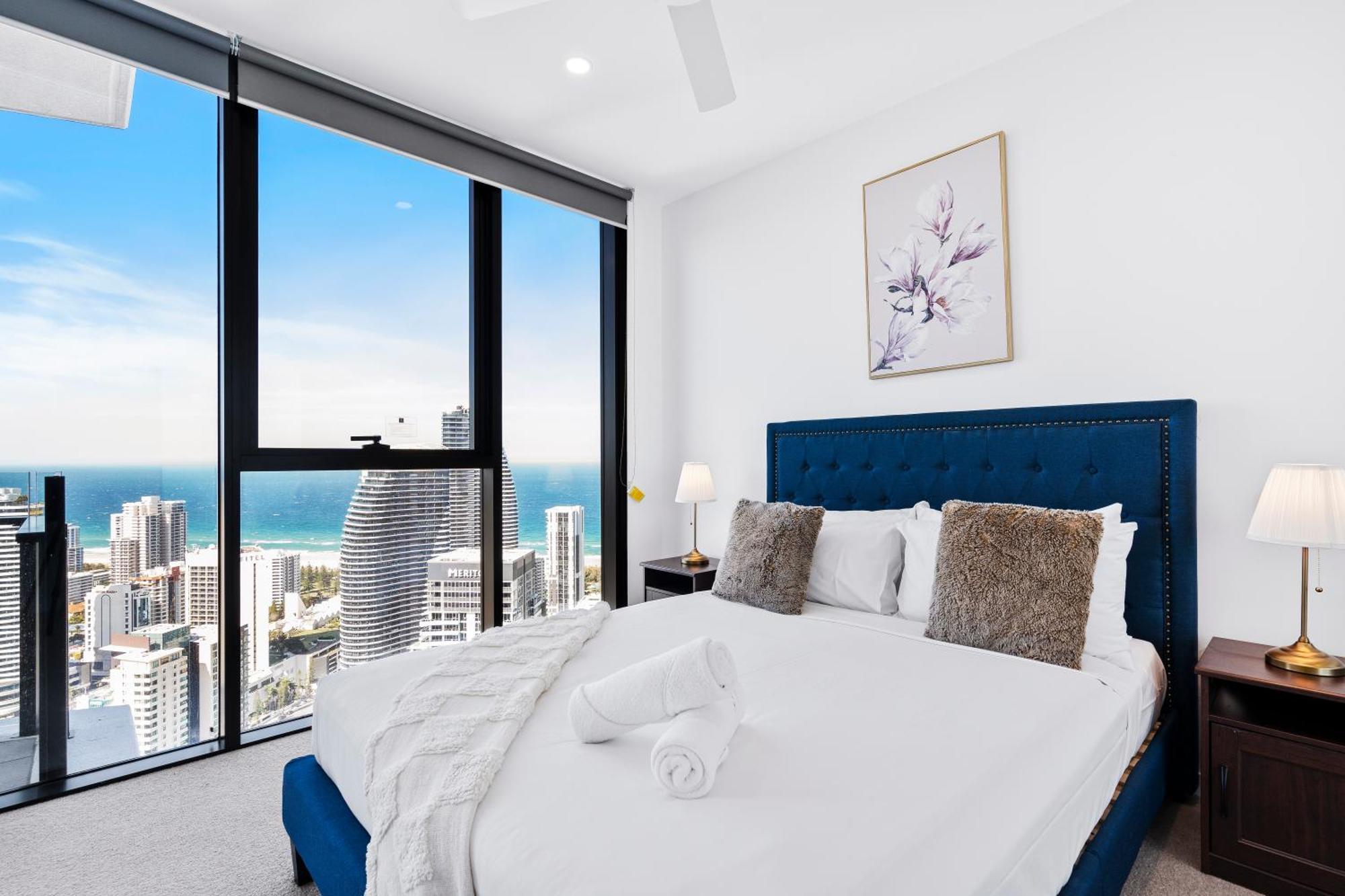 2 Bedroom 1 Bathroom Private At Casino - Paid Parking Only * Gold Coast
