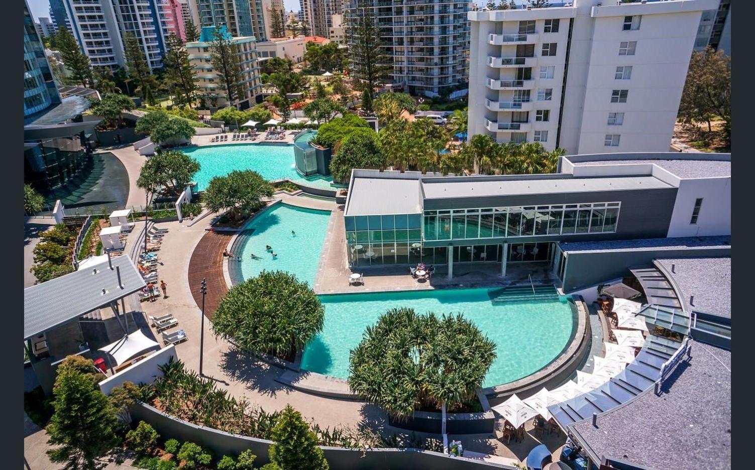 Q Tower At Surfers Paradise - From Level 3 - Private & Self Contained *