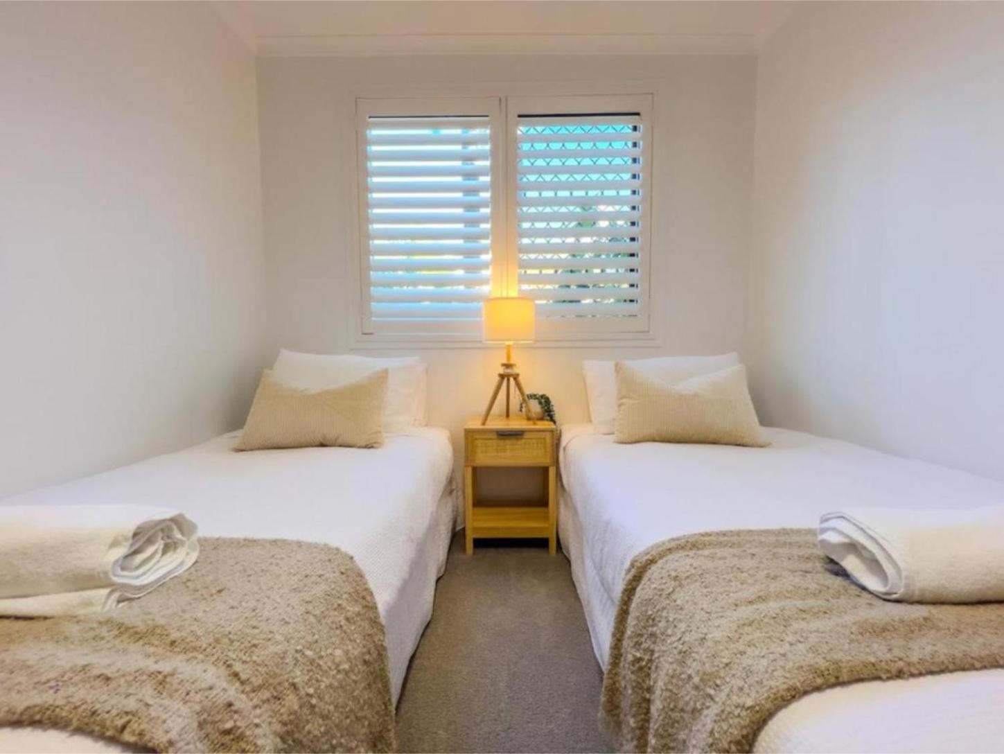 Burleigh Breeze Getaway * Gold Coast
