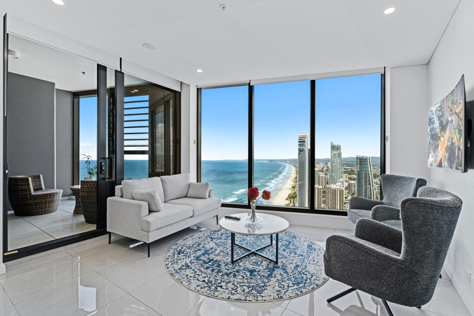 Stunning Ocean View 2 Bedroom Surfers Paradise Apartment Gold Coast