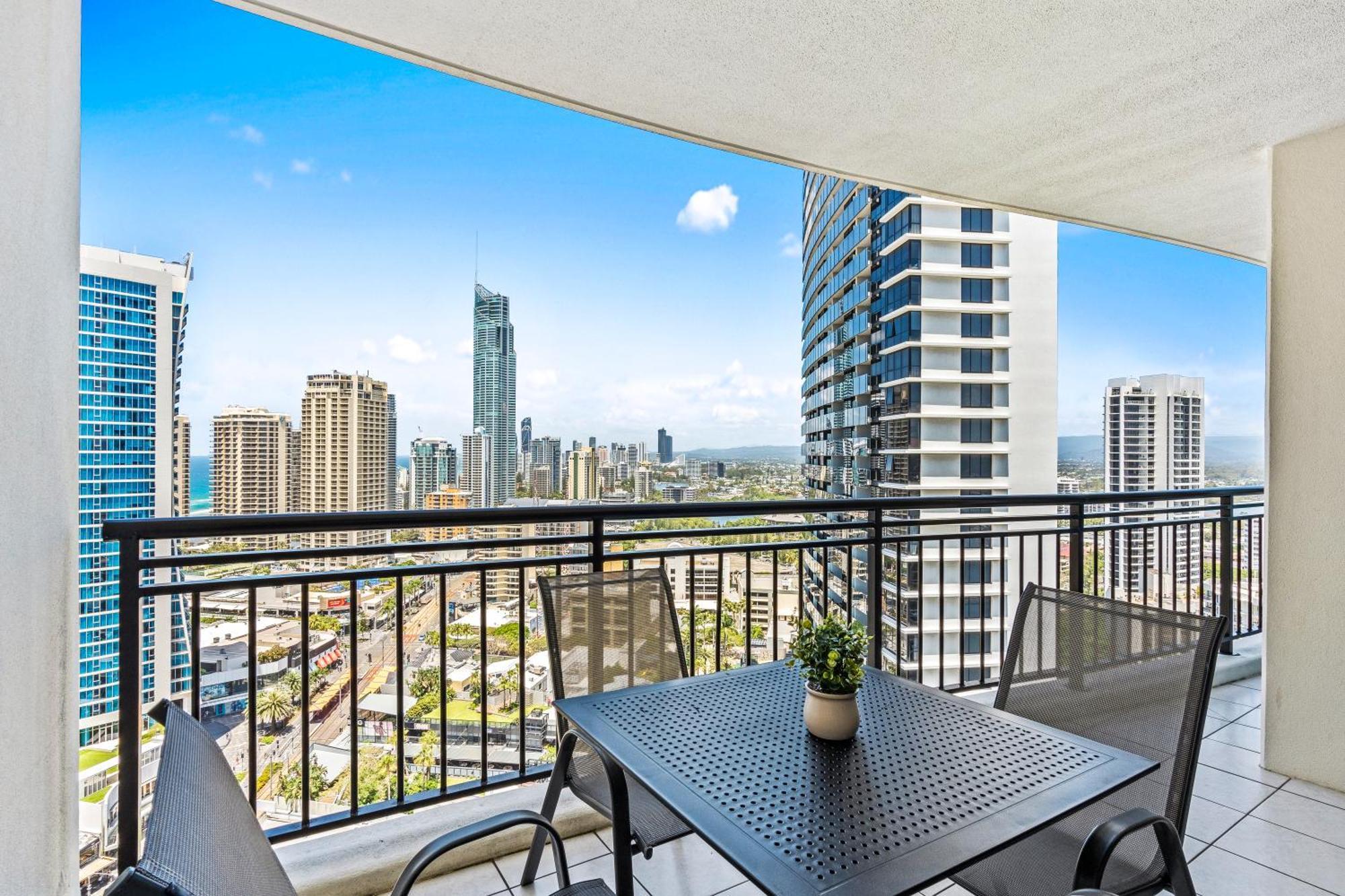 Self Contained At Chevron Renaissance - Privately Managed - Wow Apartment Gold Coast