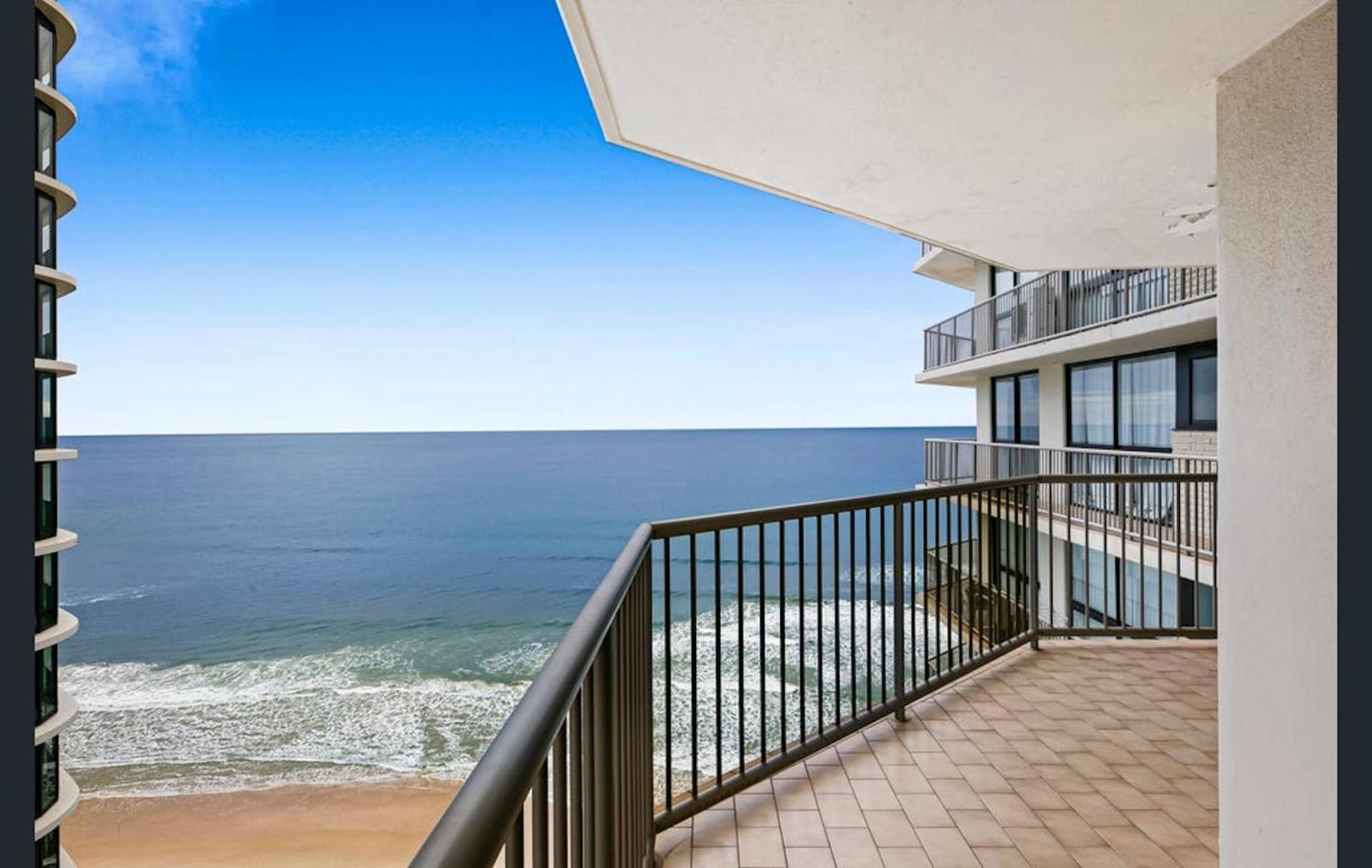 Apartment Beachfront Bliss 2br 2bath Ocean Views - Surfers