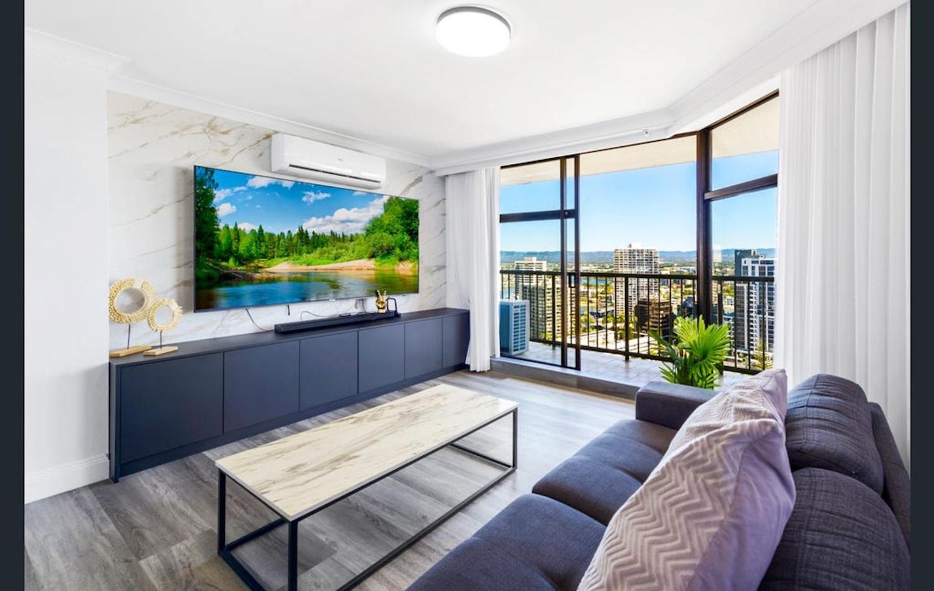 Beachfront Bliss 2br 2bath Ocean Views - Surfers Apartment Gold Coast