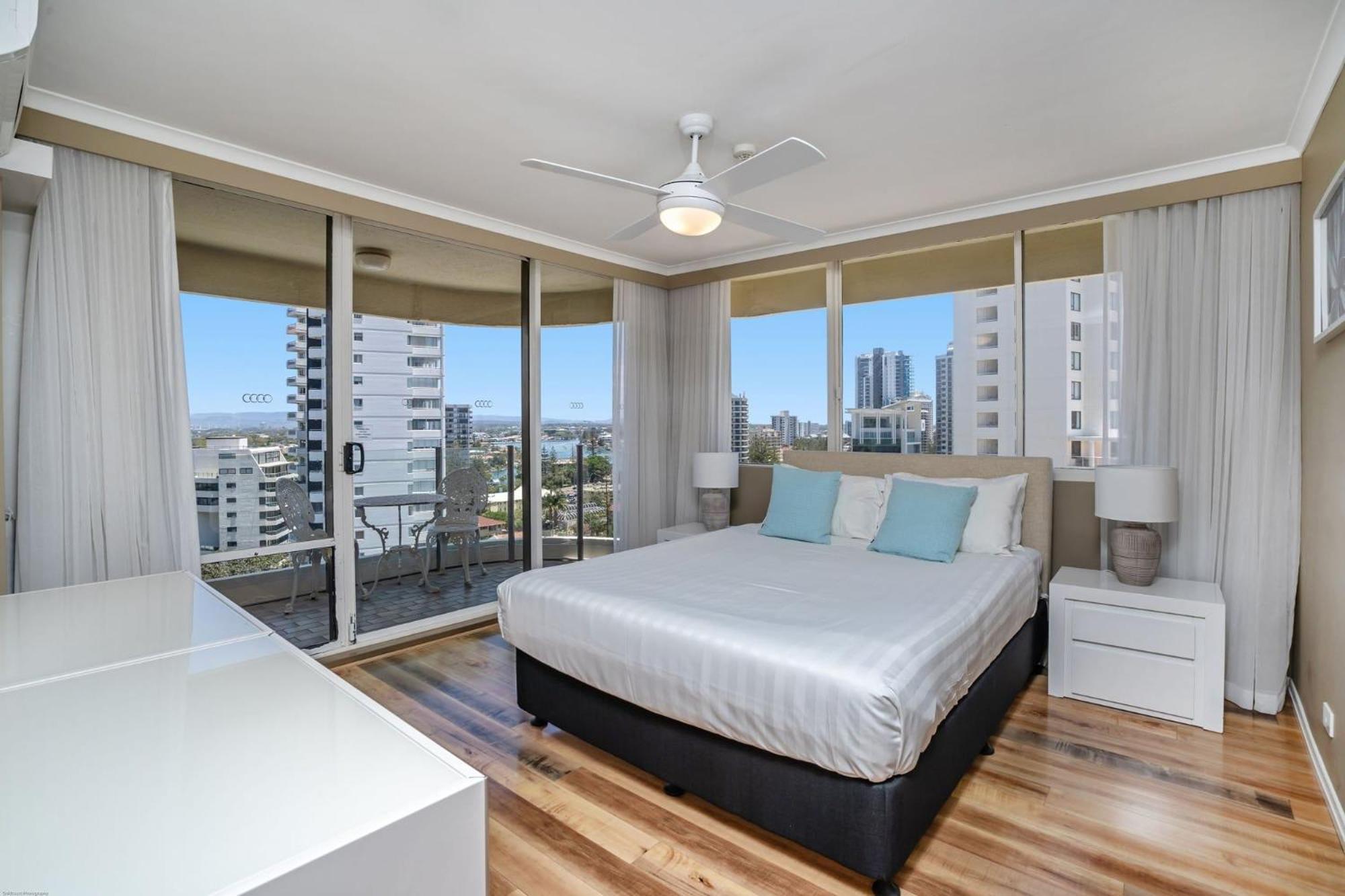 Dorchester On The Aparthotel Gold Coast