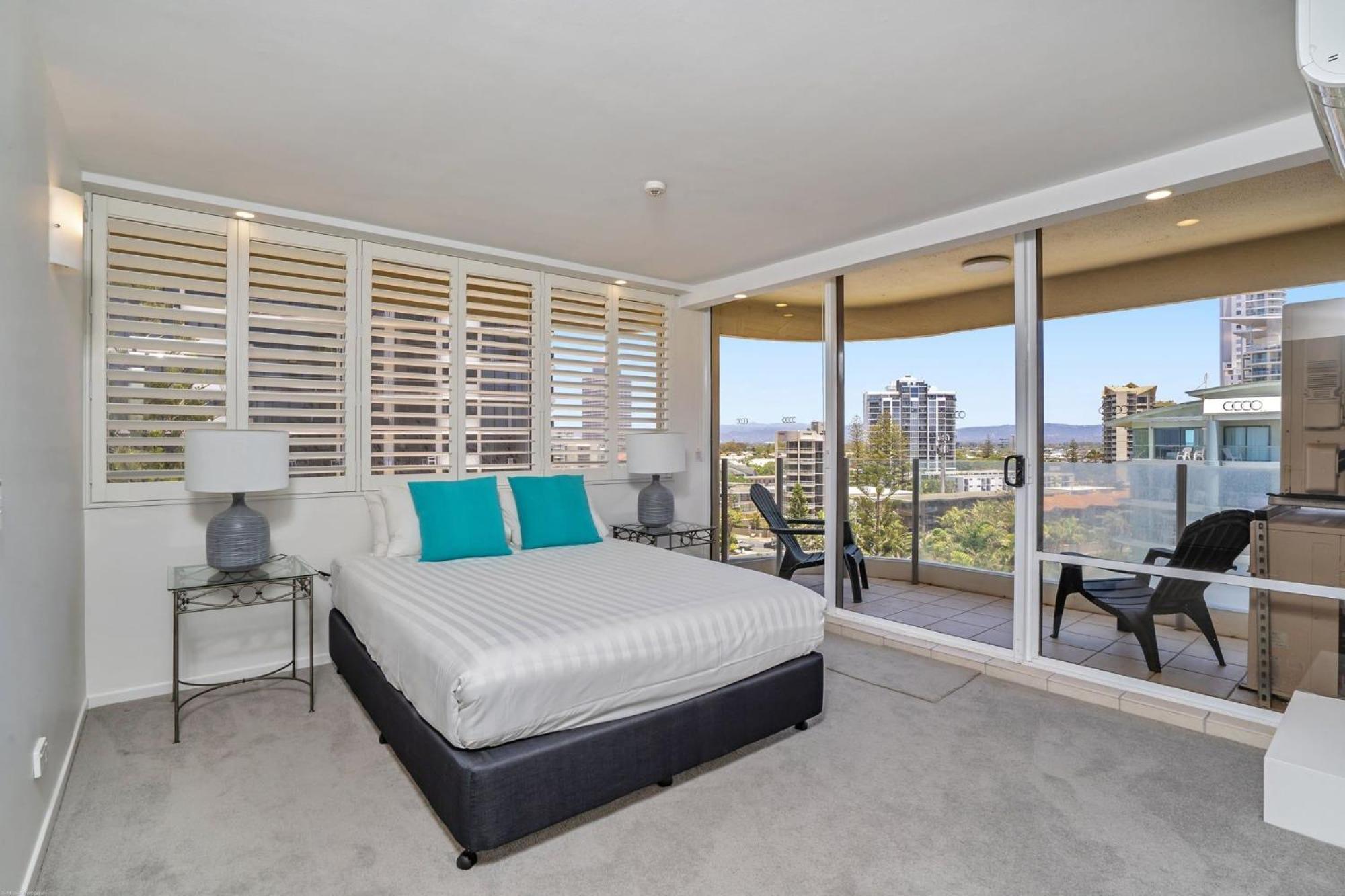 Dorchester On The Aparthotel Gold Coast