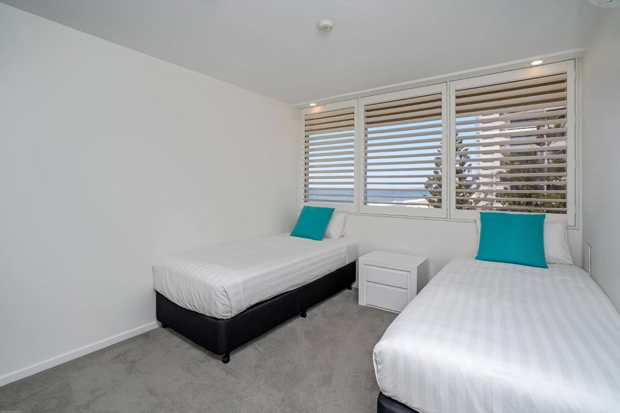 Dorchester On The Aparthotel 4*