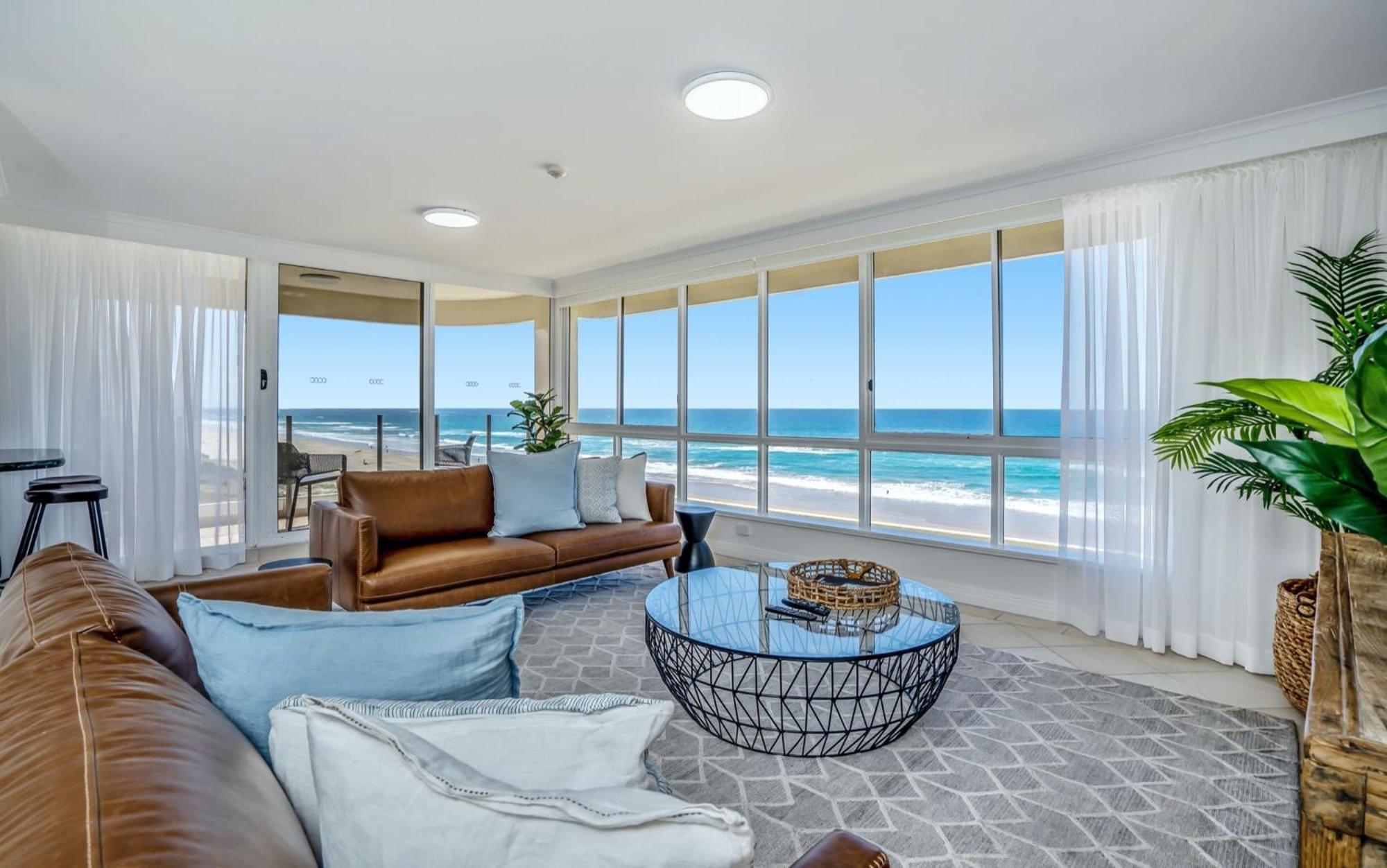 Dorchester On The 4* Gold Coast
