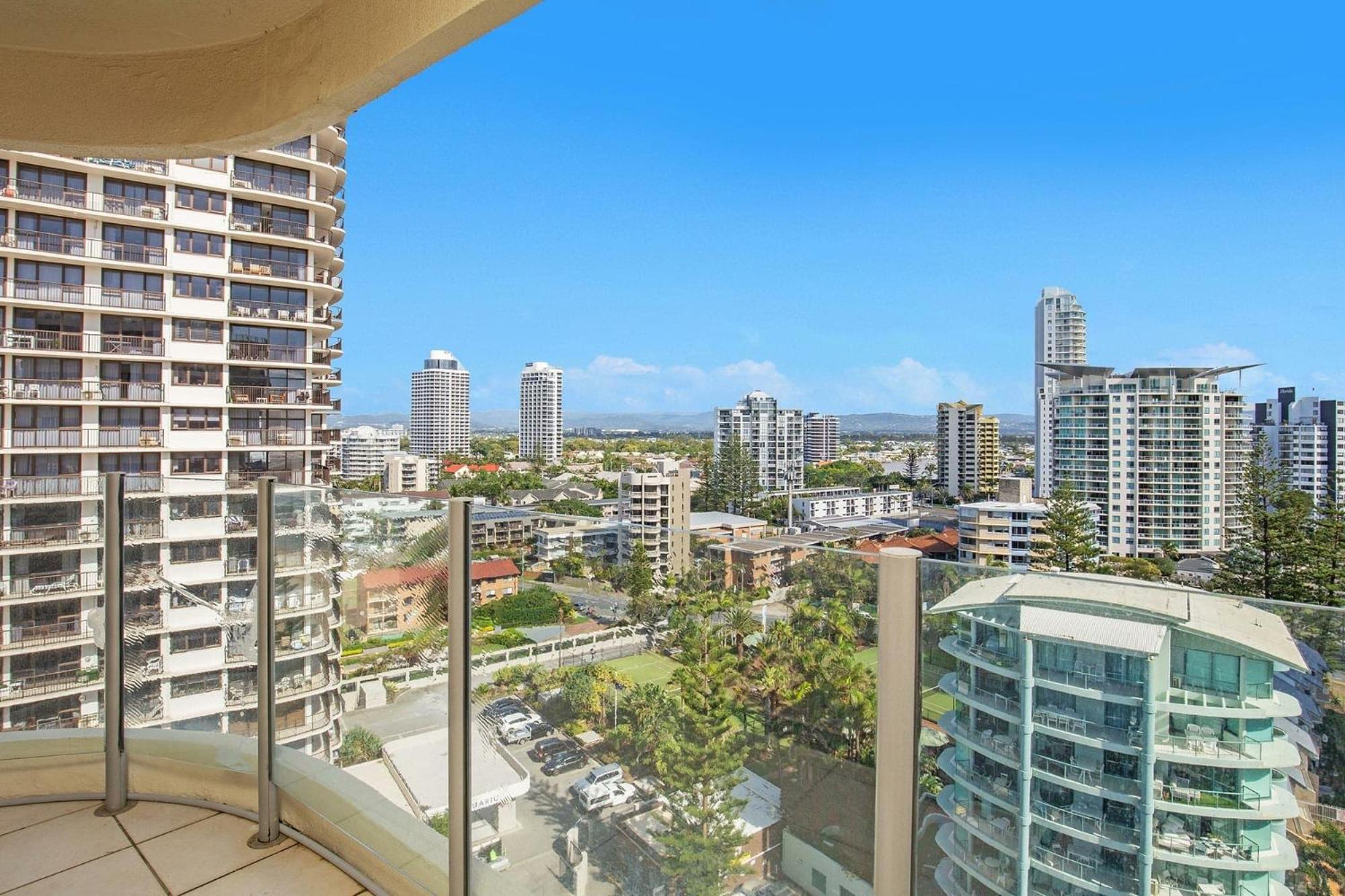 Dorchester On The Gold Coast