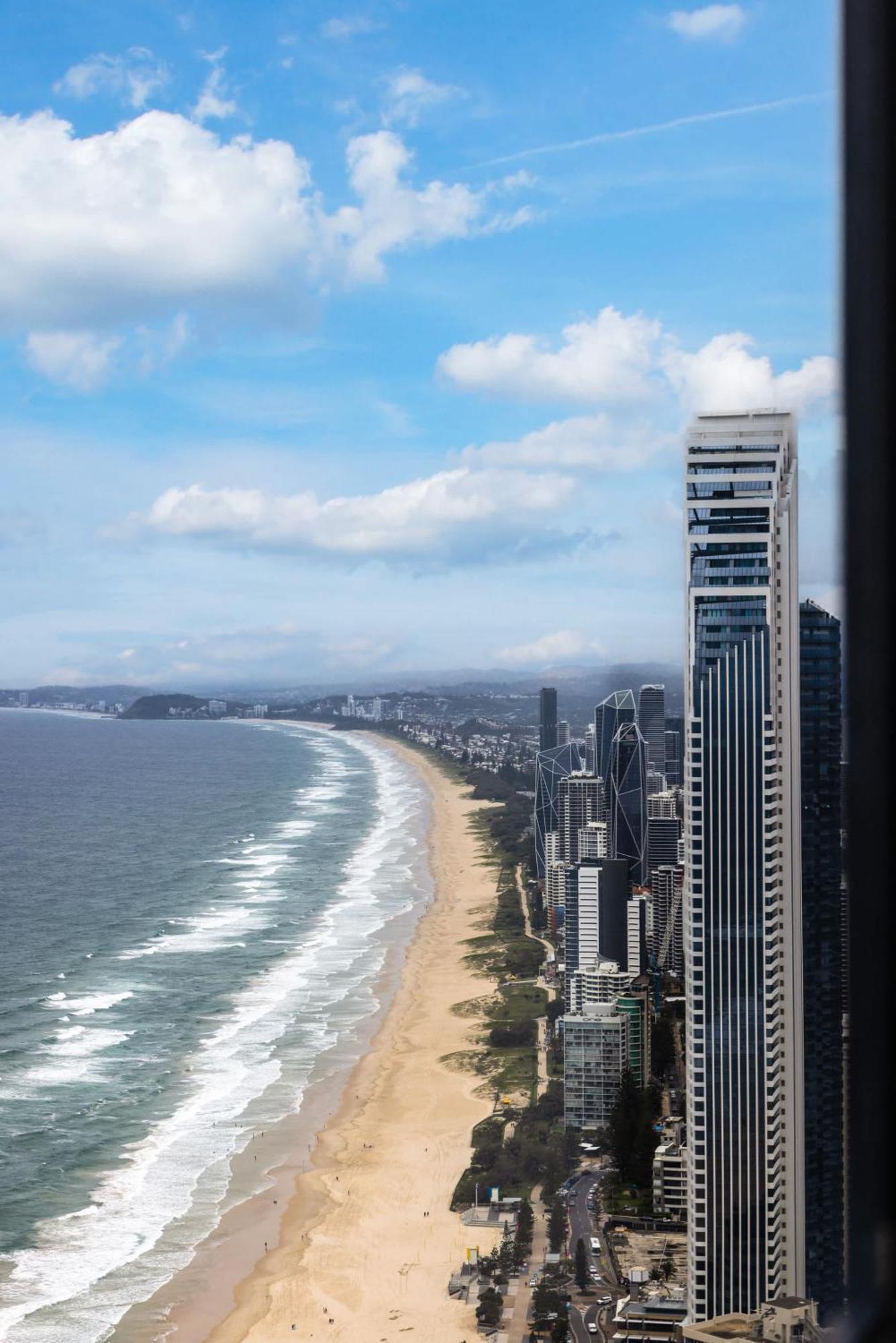 Panoramic Sea View Spectacular Vista Highrise 2br *