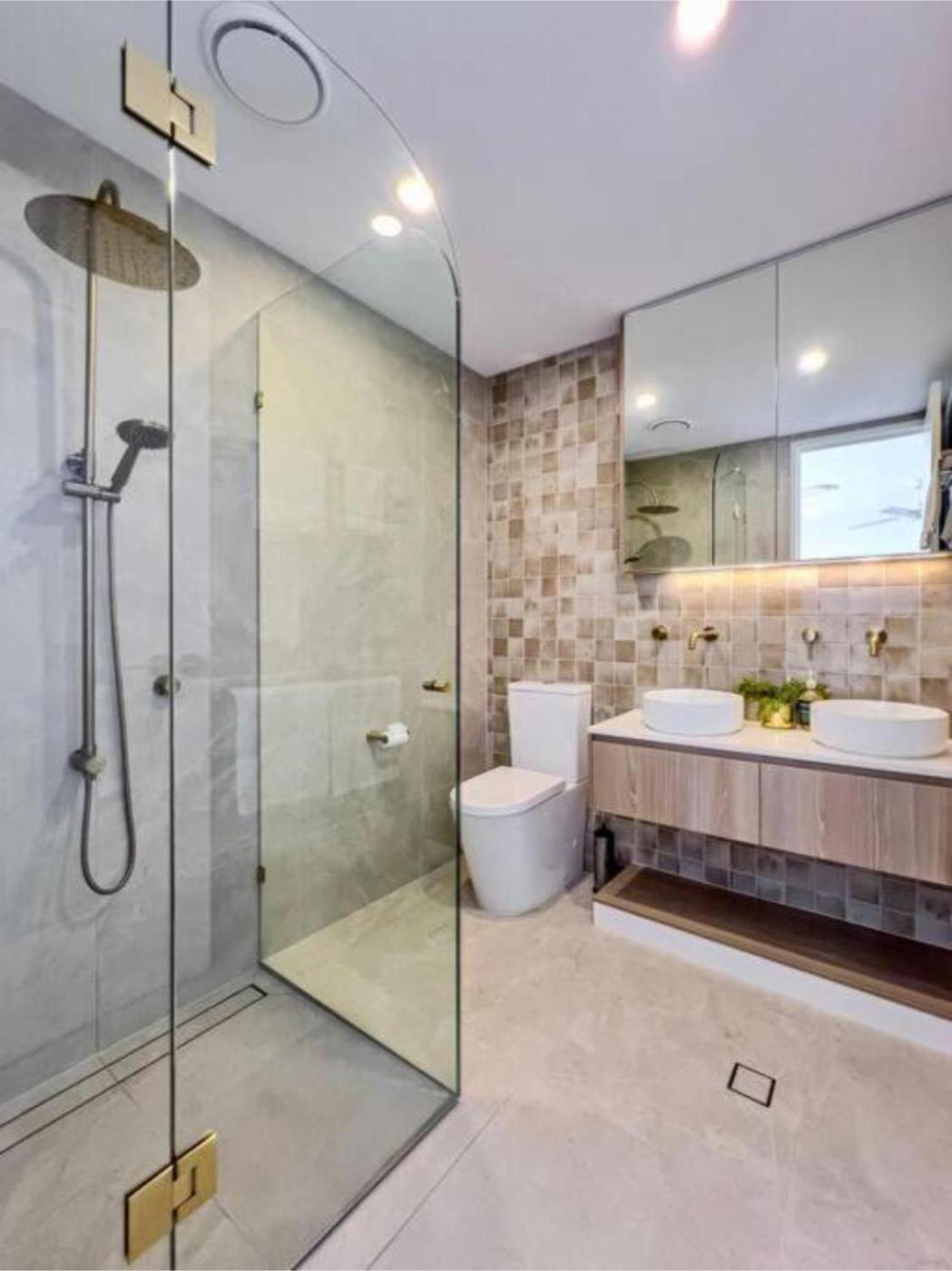 Brand New Large Luxury Apartment Gold Coast