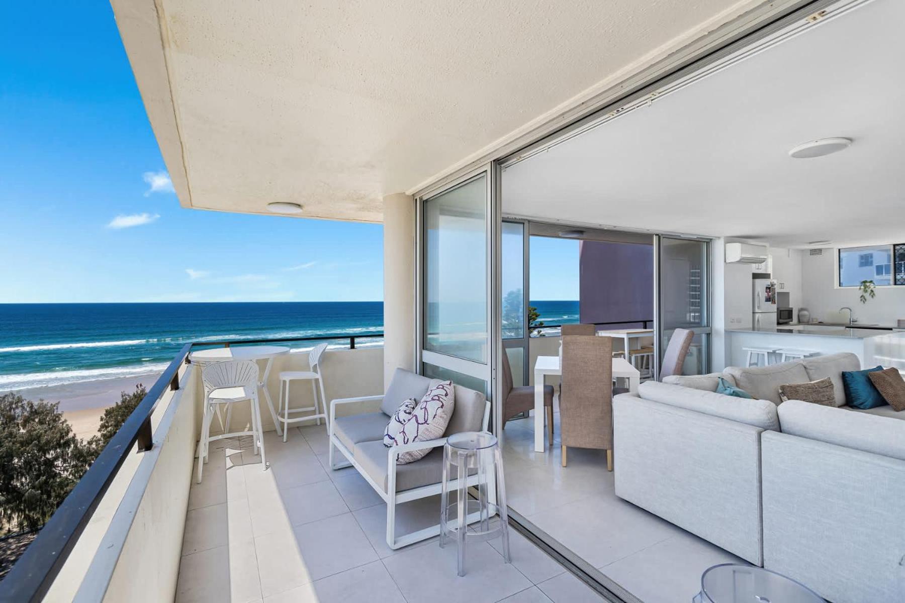 Apartment Surfers Paradise Beachfront *