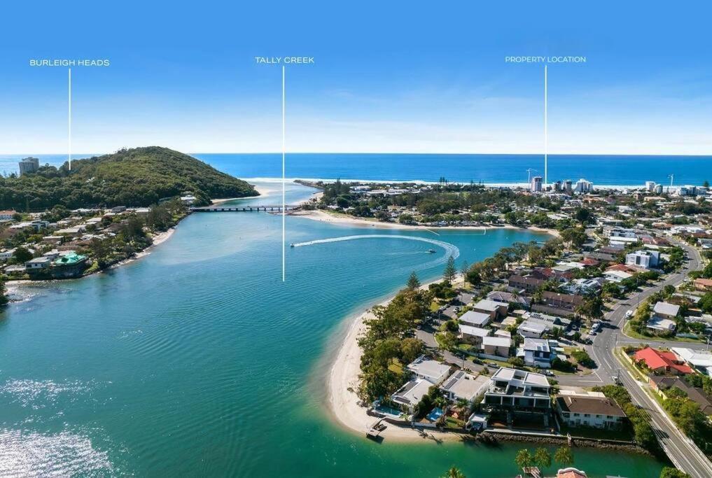 Coastal Hideaway On Palm Gold Coast
