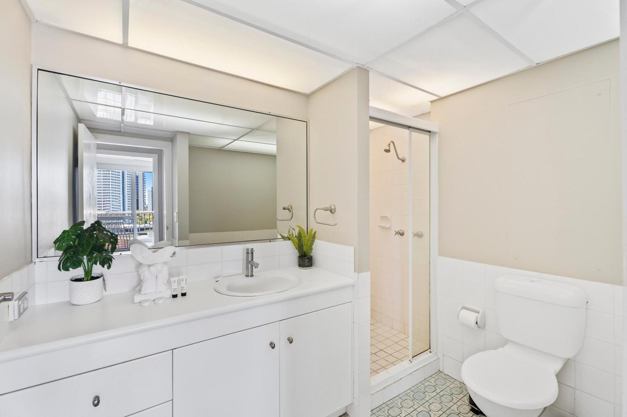 Moorings - Hr Surfers Paradise Apartment