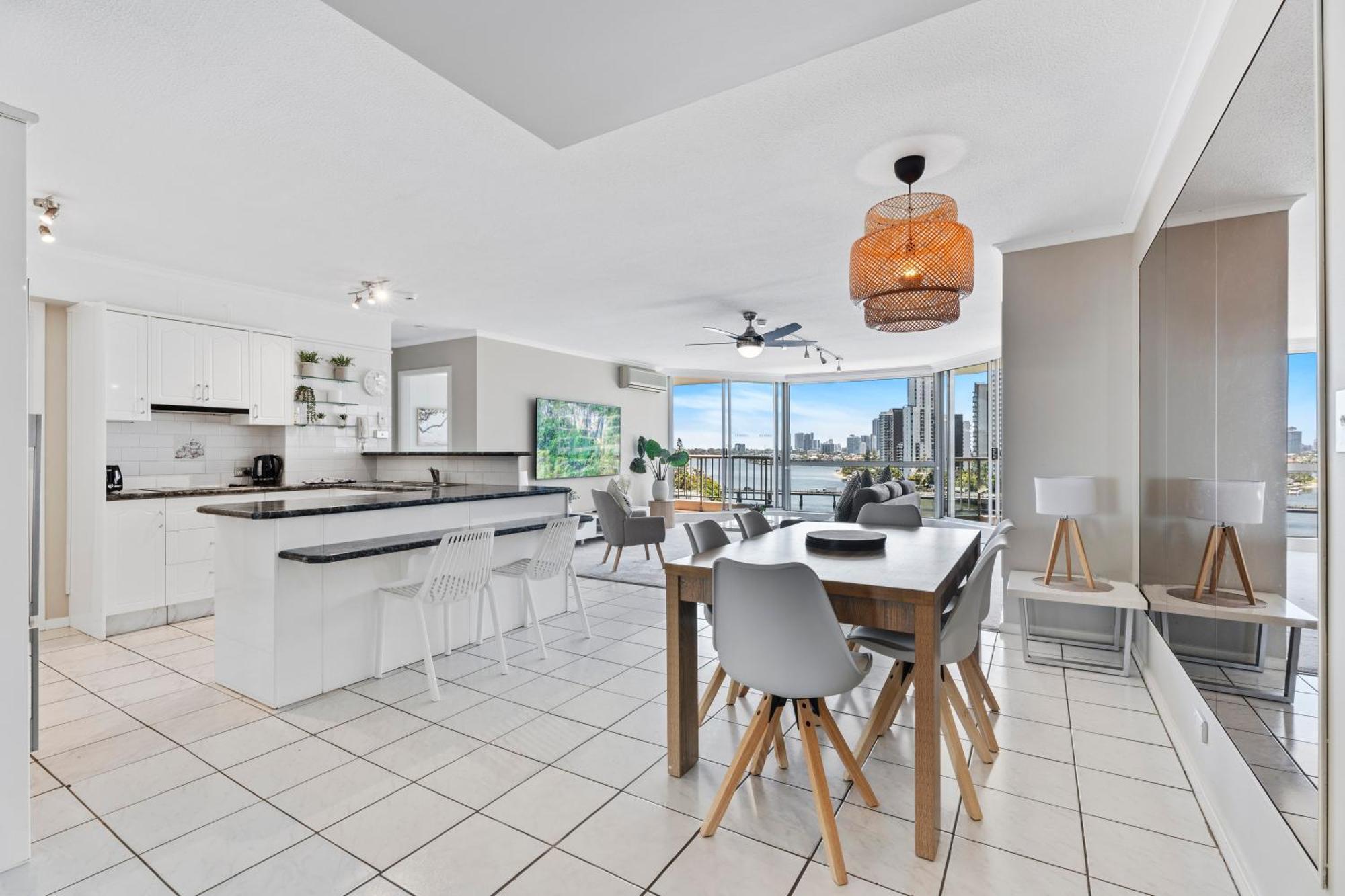 Apartment Moorings - Hr Surfers Paradise *
