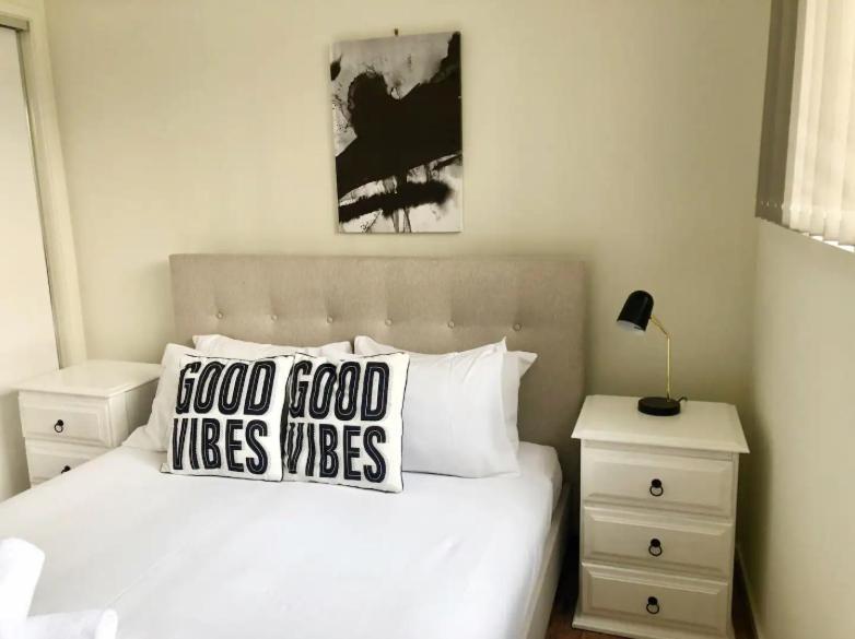 Apartment Bright 1 Bedroom 5km To Surfers Paradise