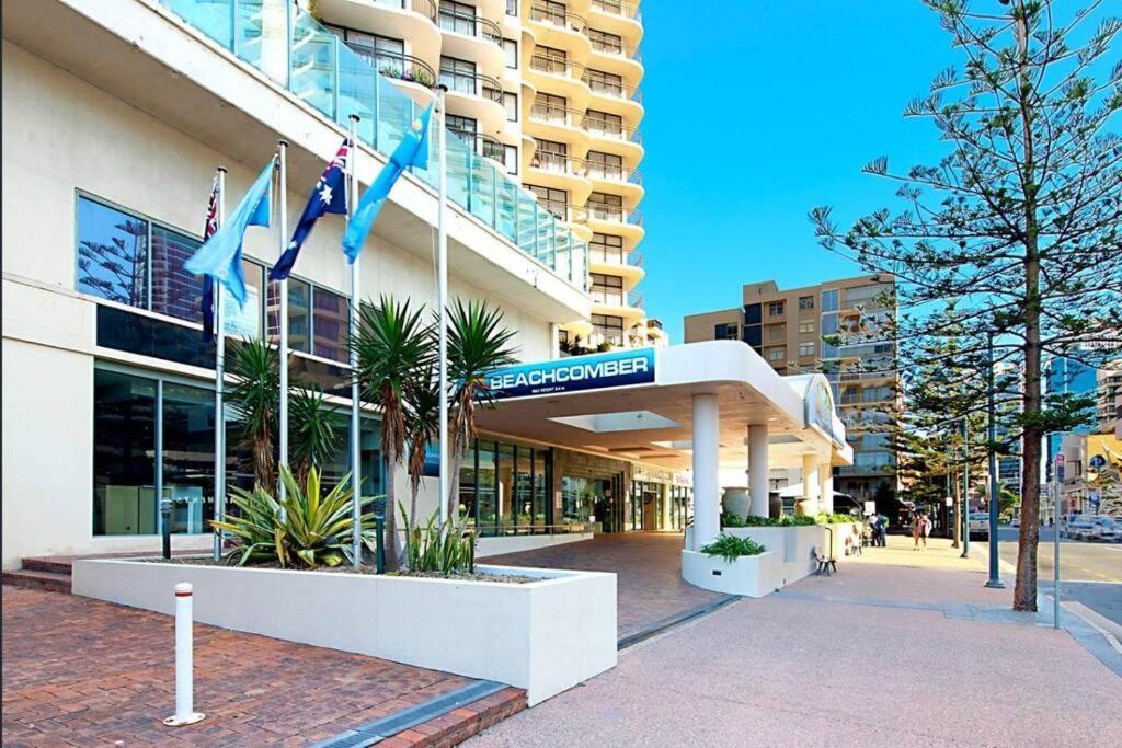Apartment Beachcomber Surfers Paradise *