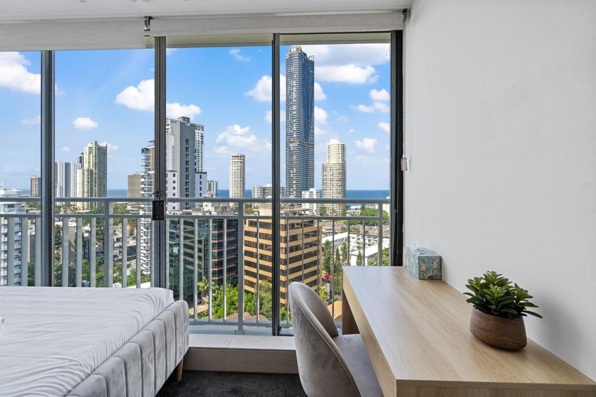 Ocean View Lux Retreat Apartment Gold Coast