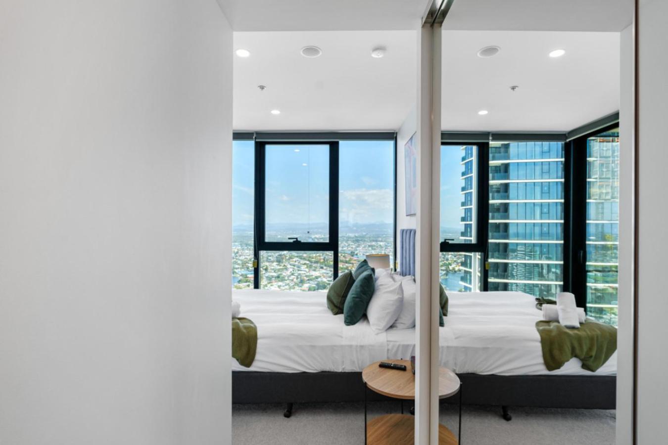 The Horizon - New 43f Broadbeach Lux 2br With Pool Gym Netflix Apartment Gold Coast