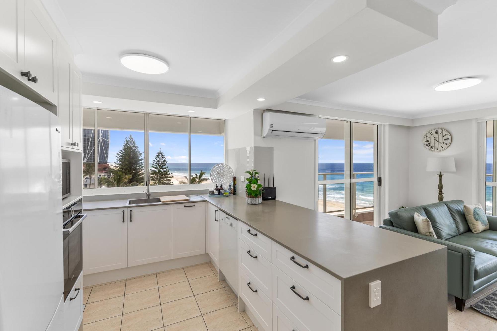 Viscount On The 4* Gold Coast