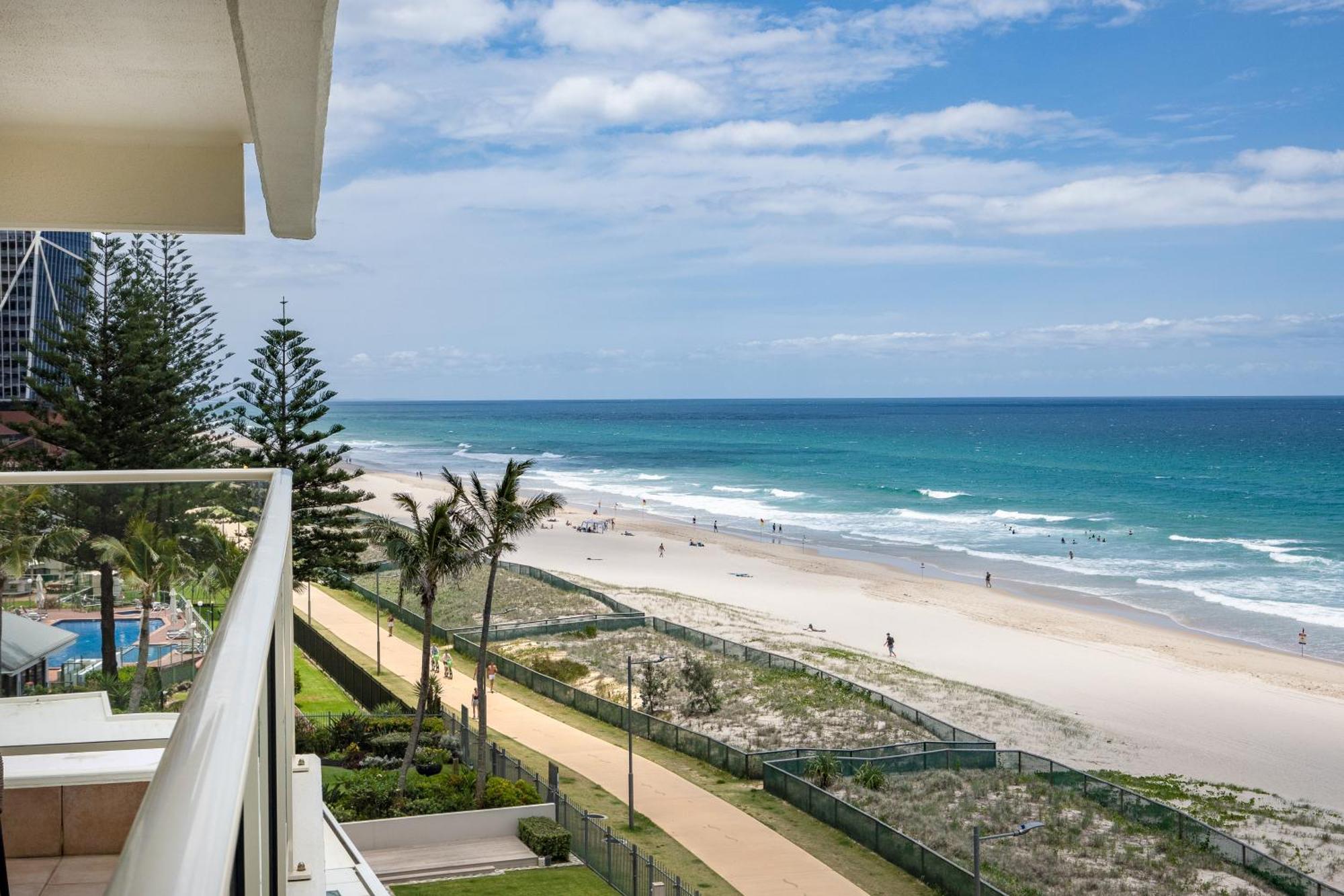 Viscount On The 4* Gold Coast