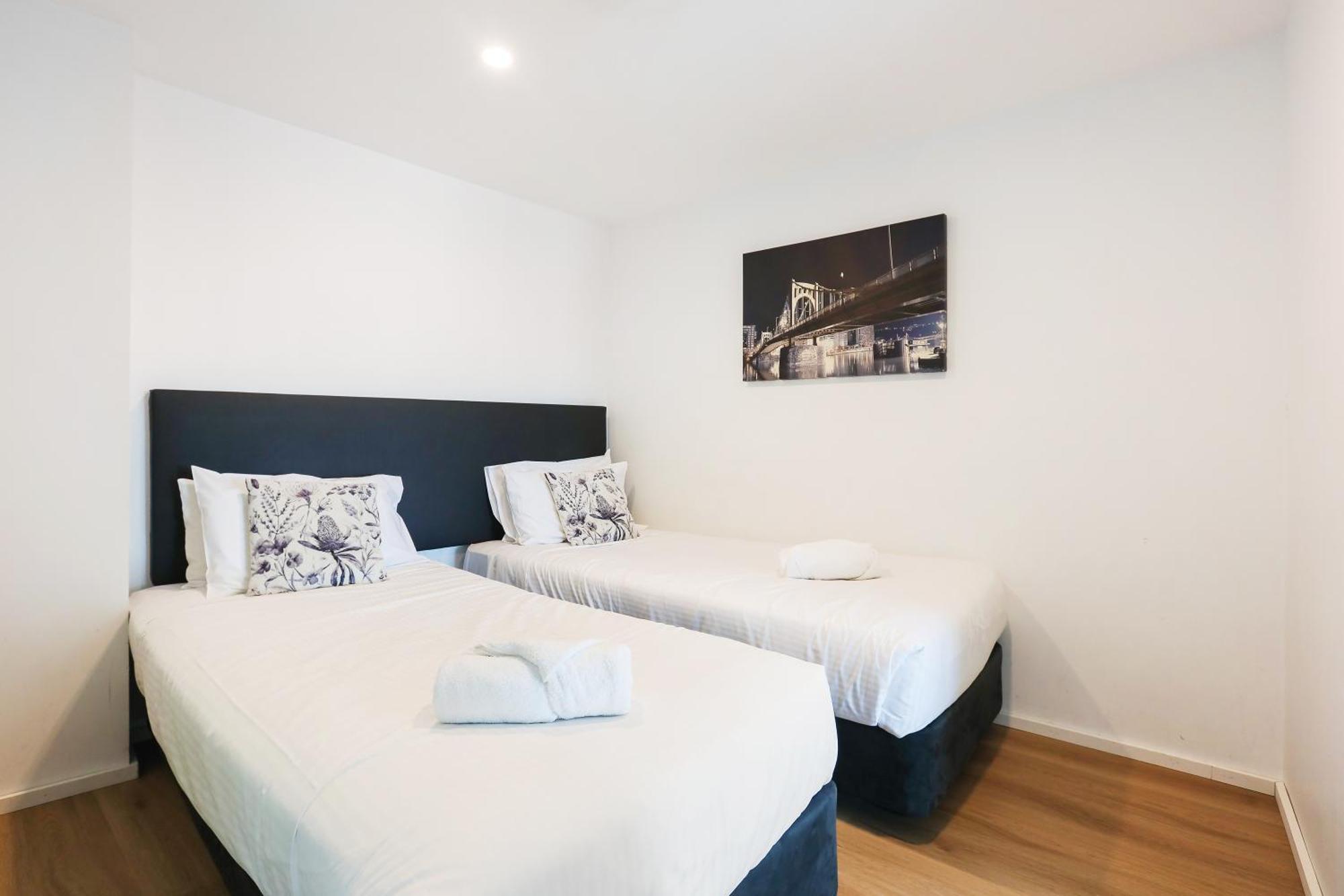 Q Tower Amazing Ocean Views 22nd Level Heated Pools Sleeps 6 - Optimise * Gold Coast