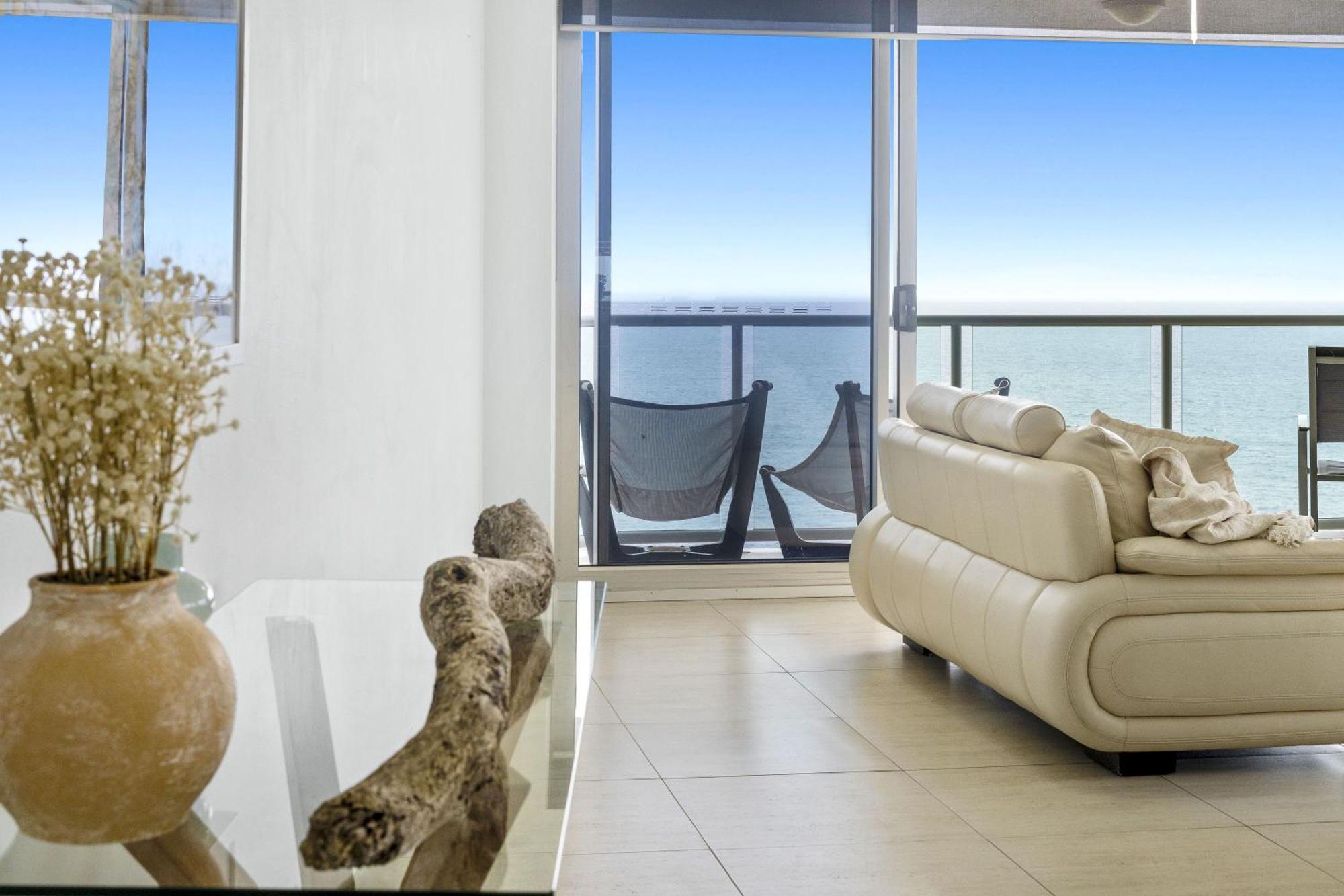 Peninsula Private - Q * Gold Coast
