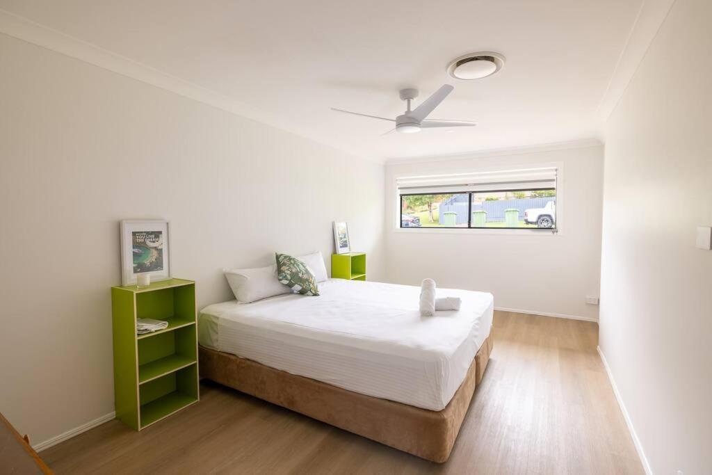 Spacious 3-br In The Heart Of The *