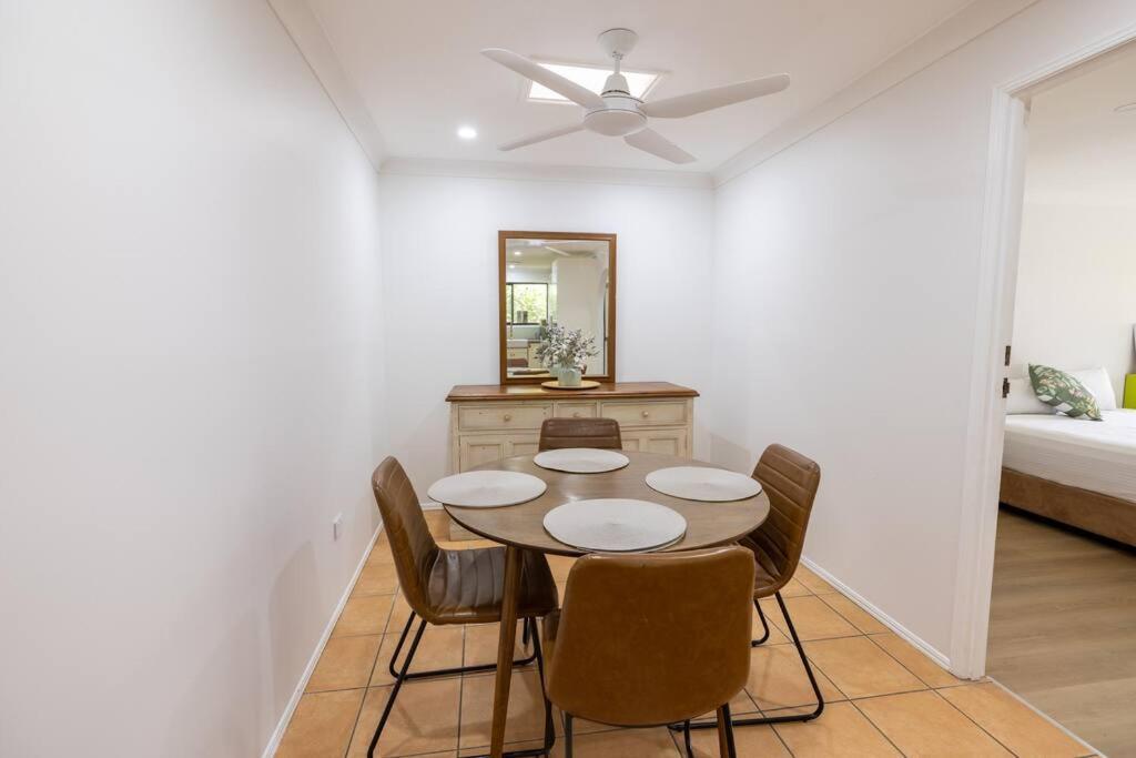 Spacious 3-br In The Heart Of The Gold Coast
