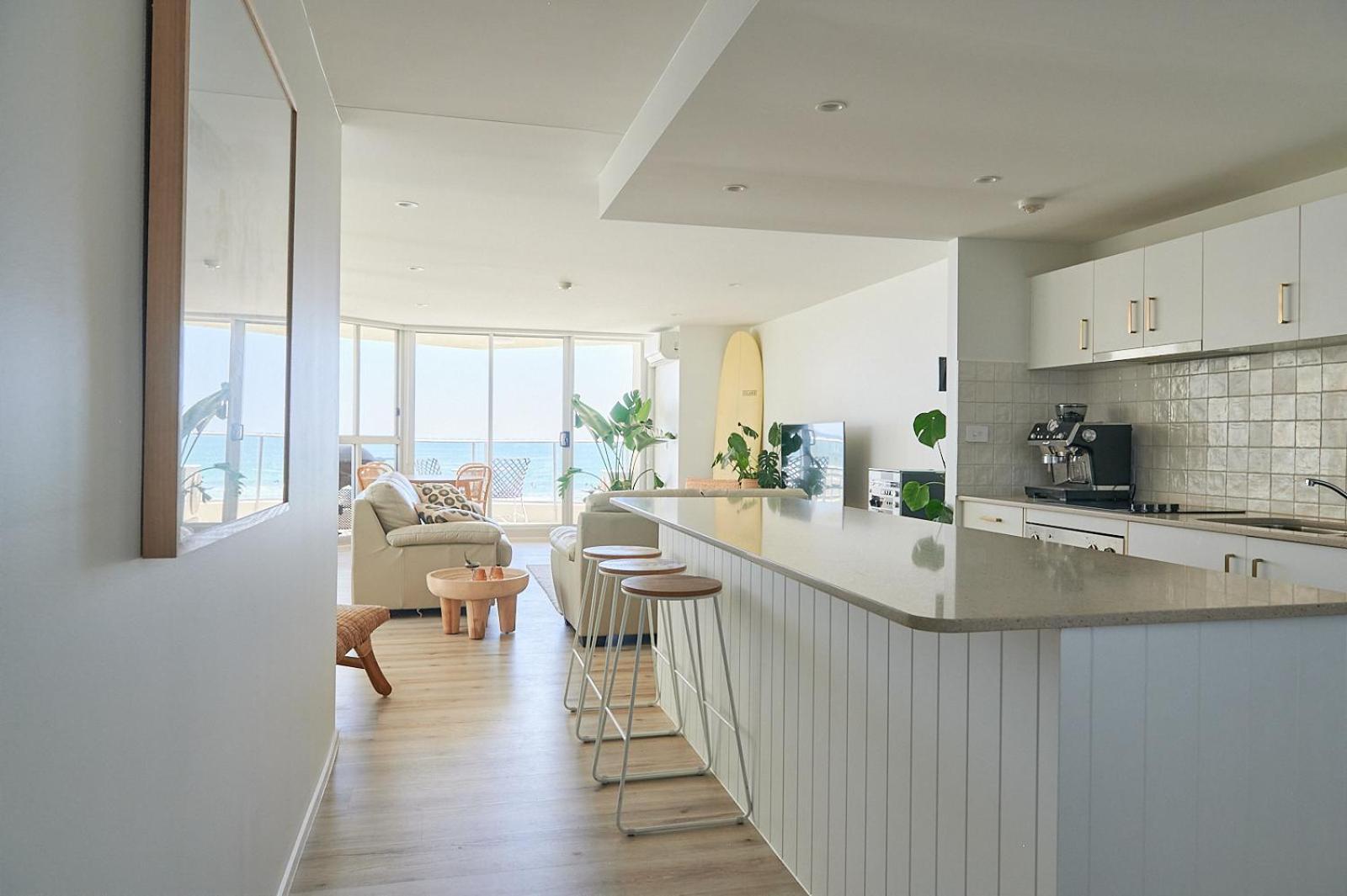 Foreshore Beachfront 3*