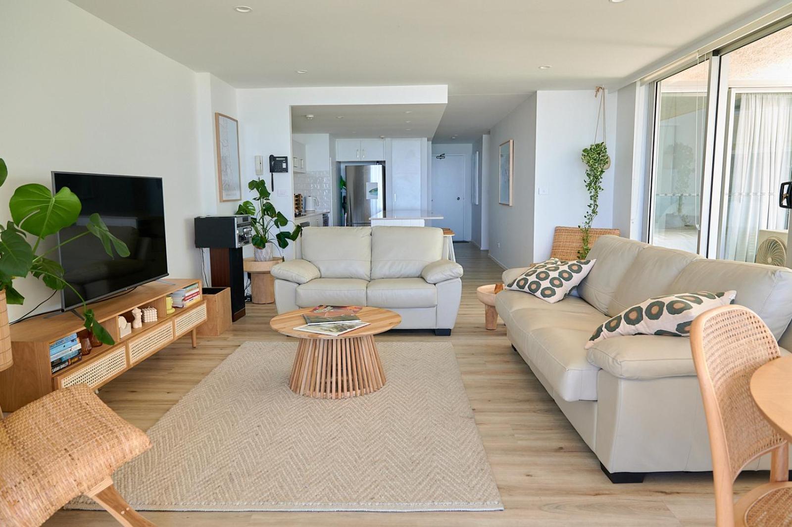 Foreshore Beachfront 3* Gold Coast