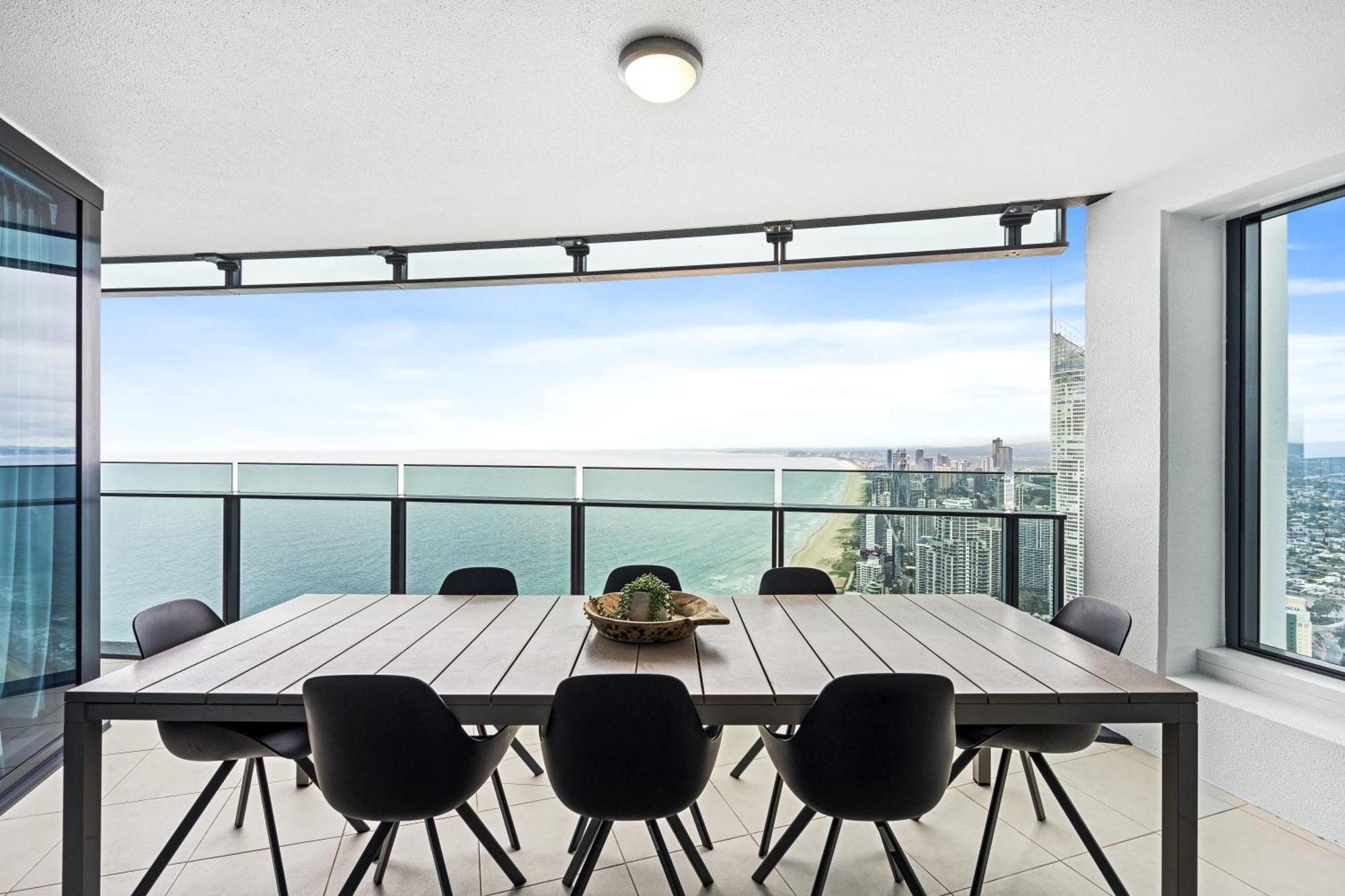 Apartment 2 & 3 Bedroom Ocean View At Soul Surfers Paradise - Q
