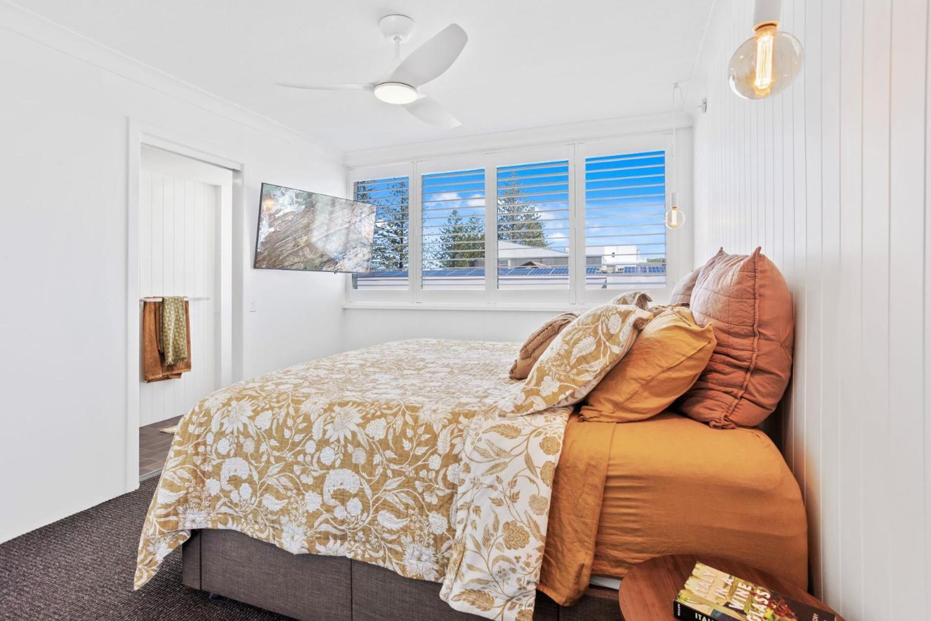 Apartment 3 Bedroom Miami Oceanfront Paradise Gold Coast