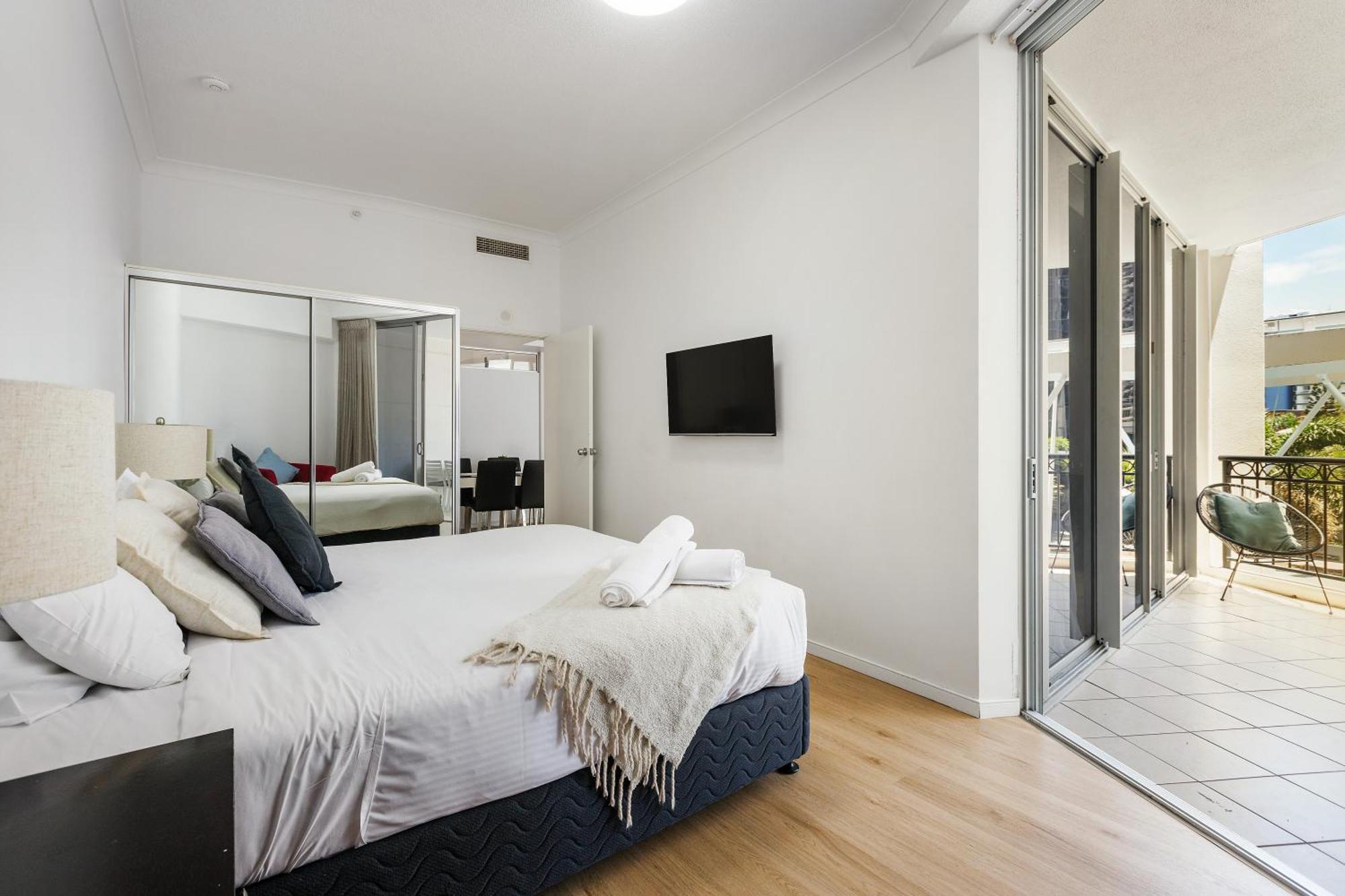 Apartment Surfers Paradise Getaway Amazing Amenities