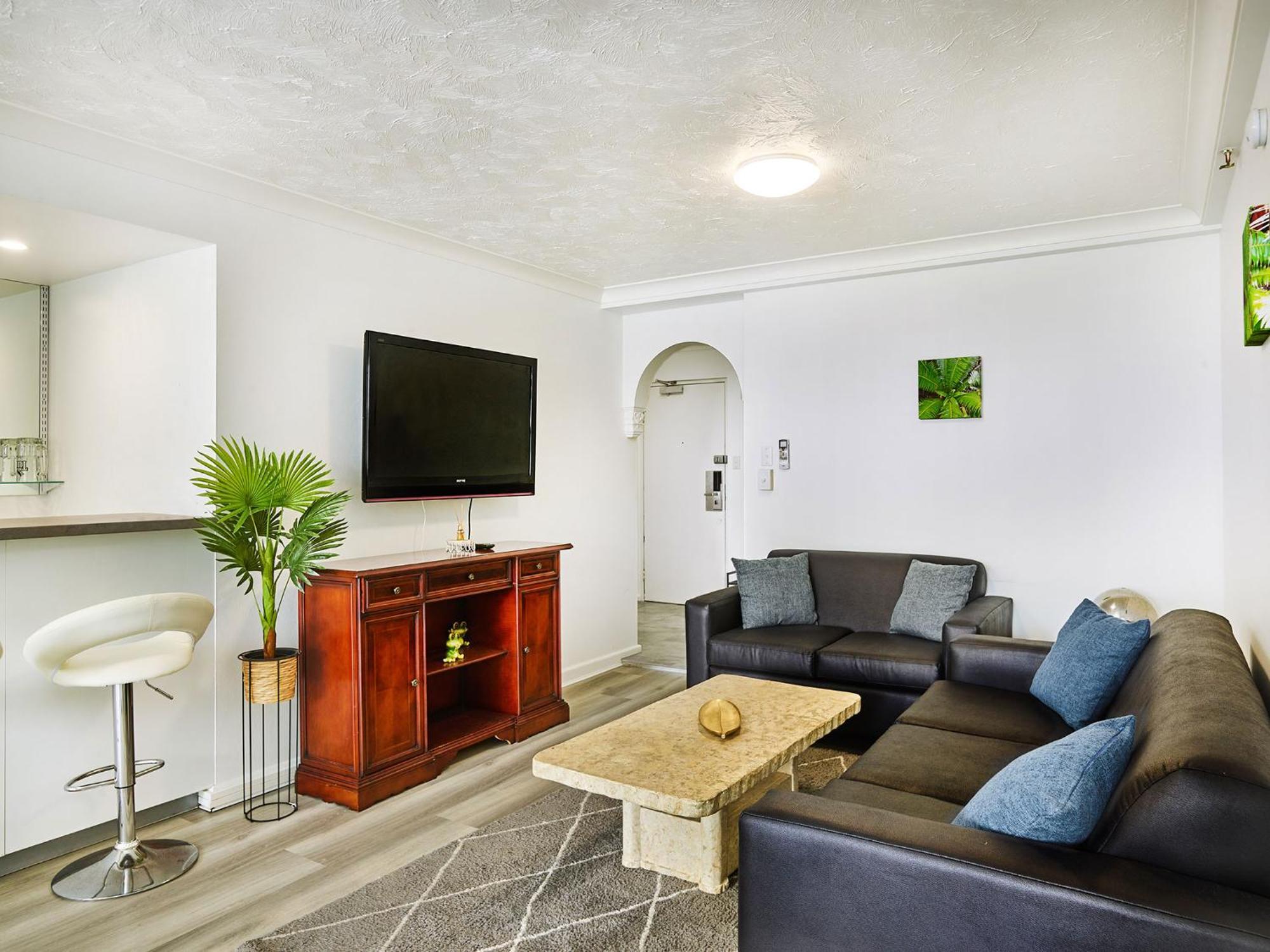 Apartment Beachcomber Surfers Paradise Gold Coast